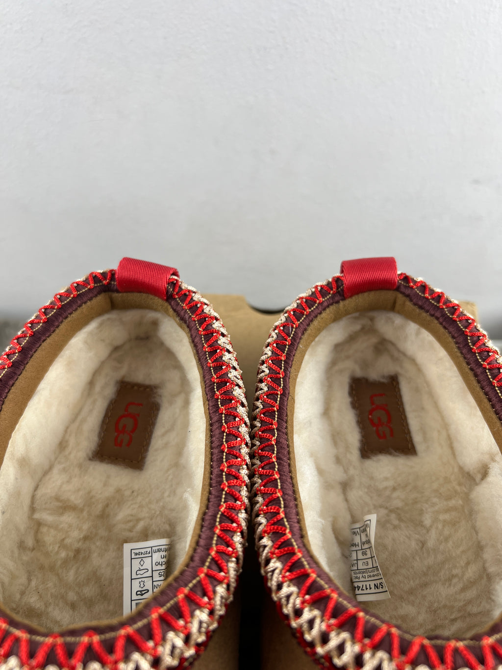 UGG TAZZ 2