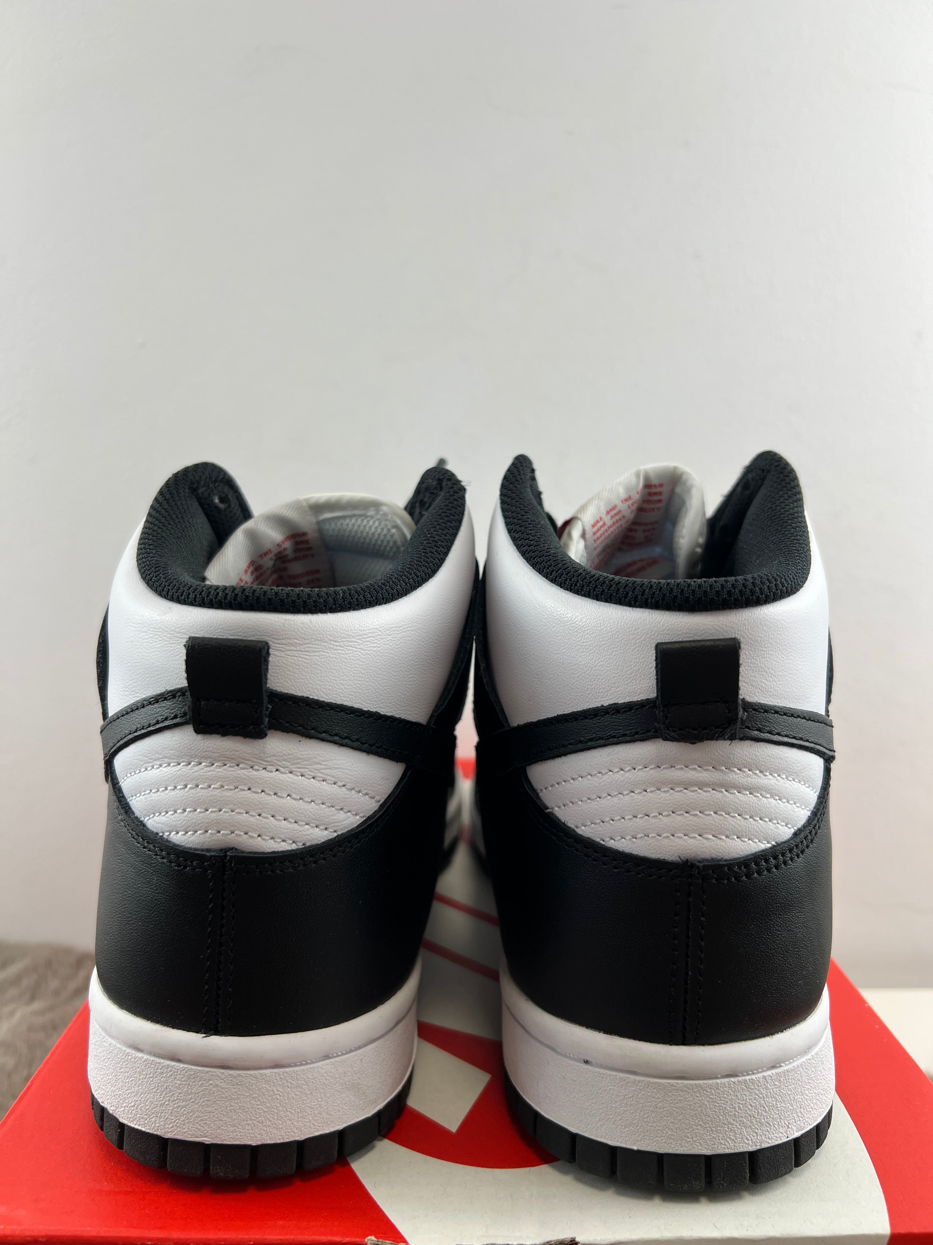 NIKE DUNK HIGH PANDA