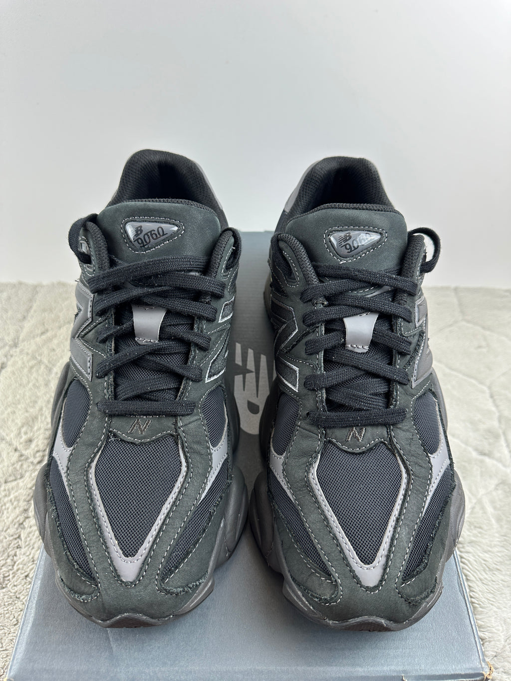 NEW BALANCE 9060