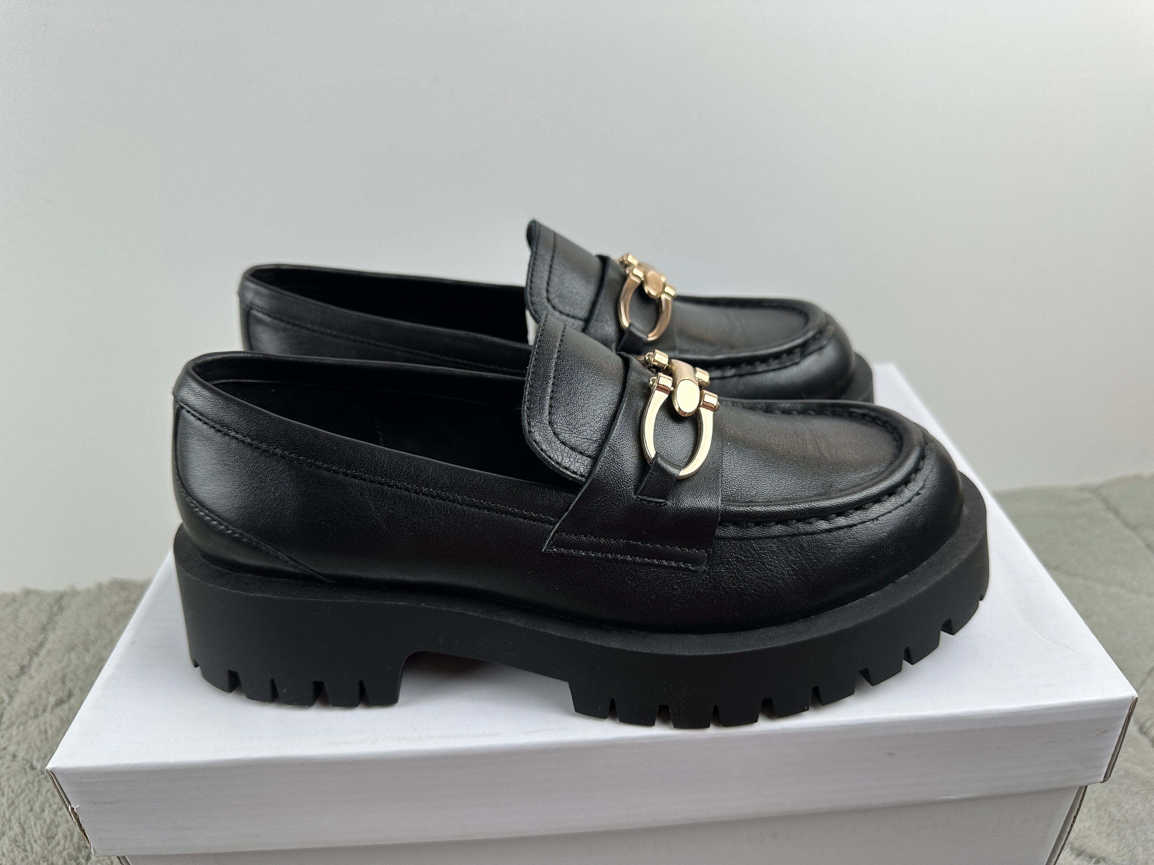 INUOVO LOAFER