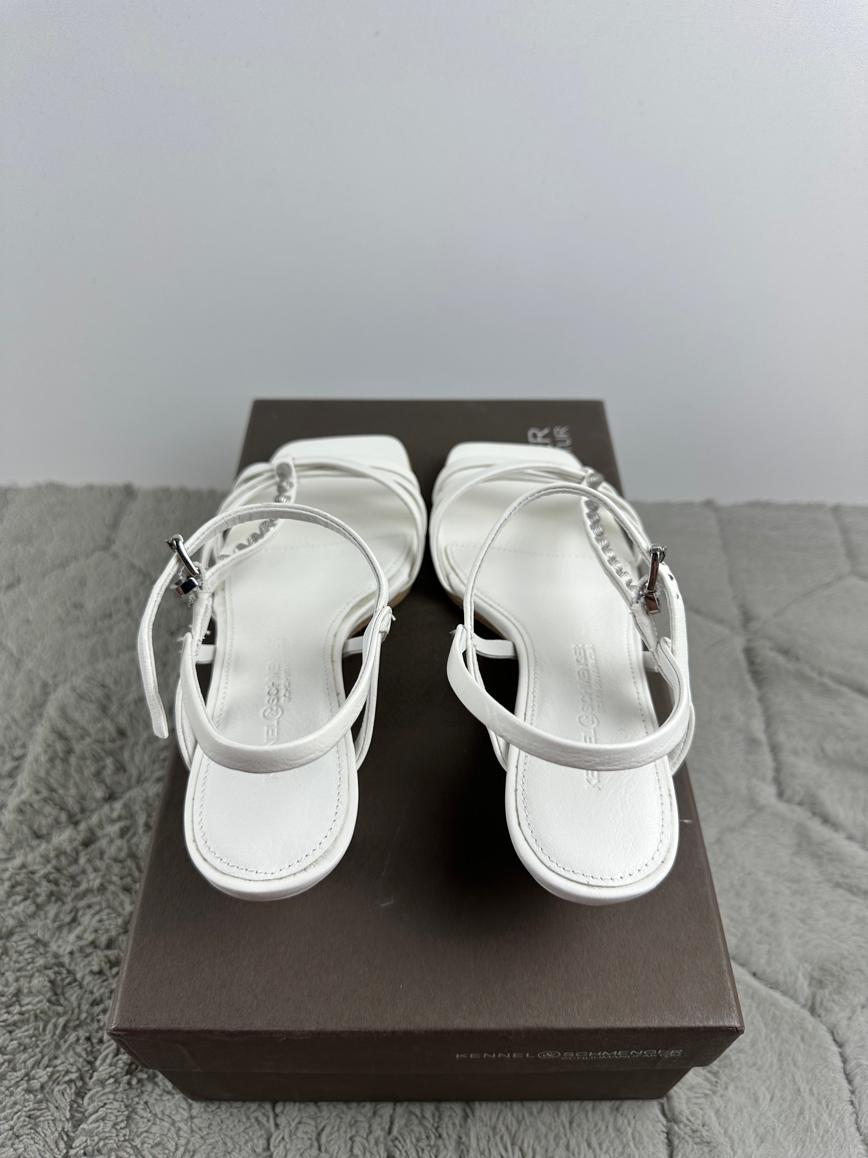 KENNEL SCHMENGER SANDALS