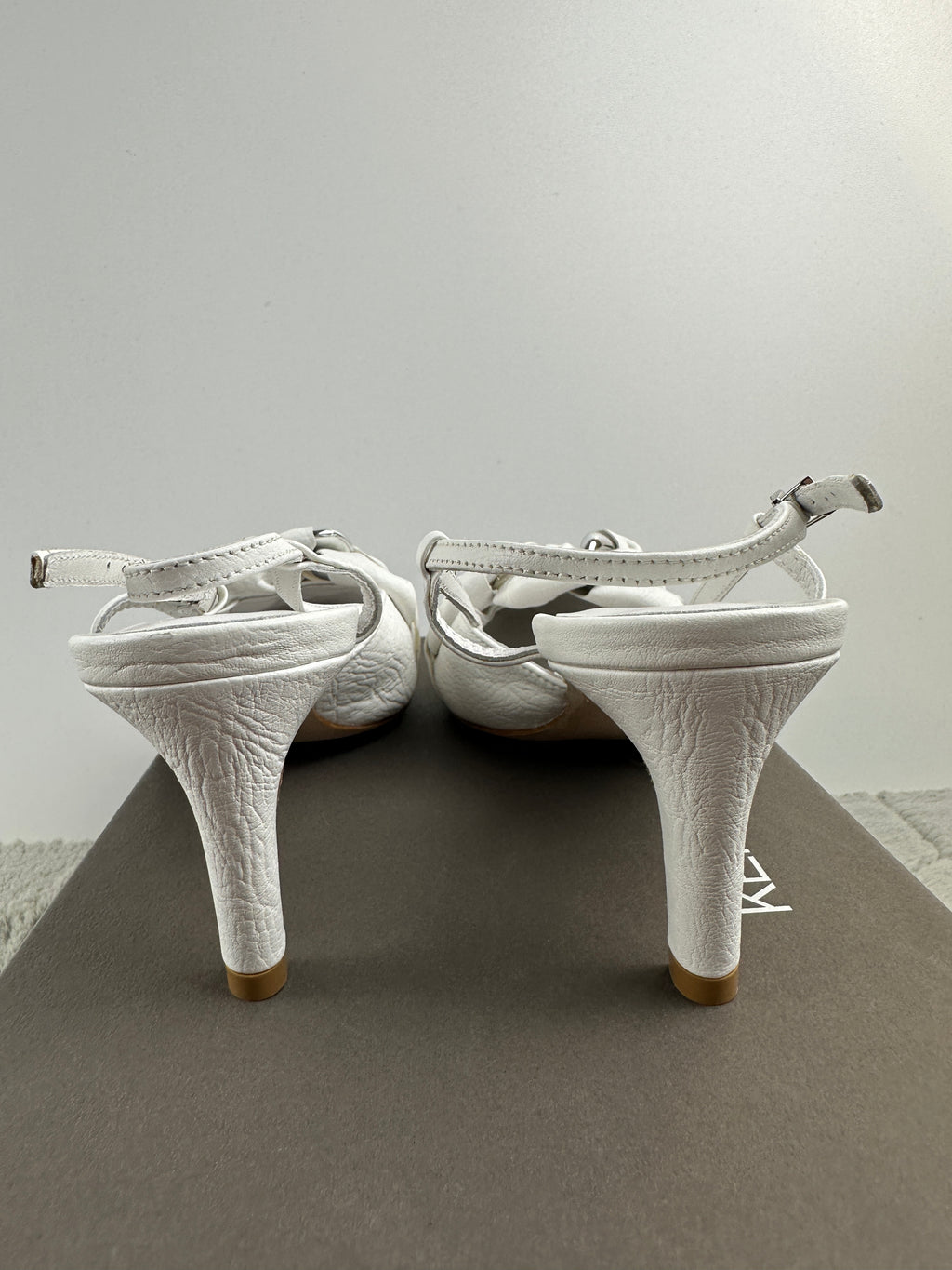 KENNEL SCHMENGER SANDALS