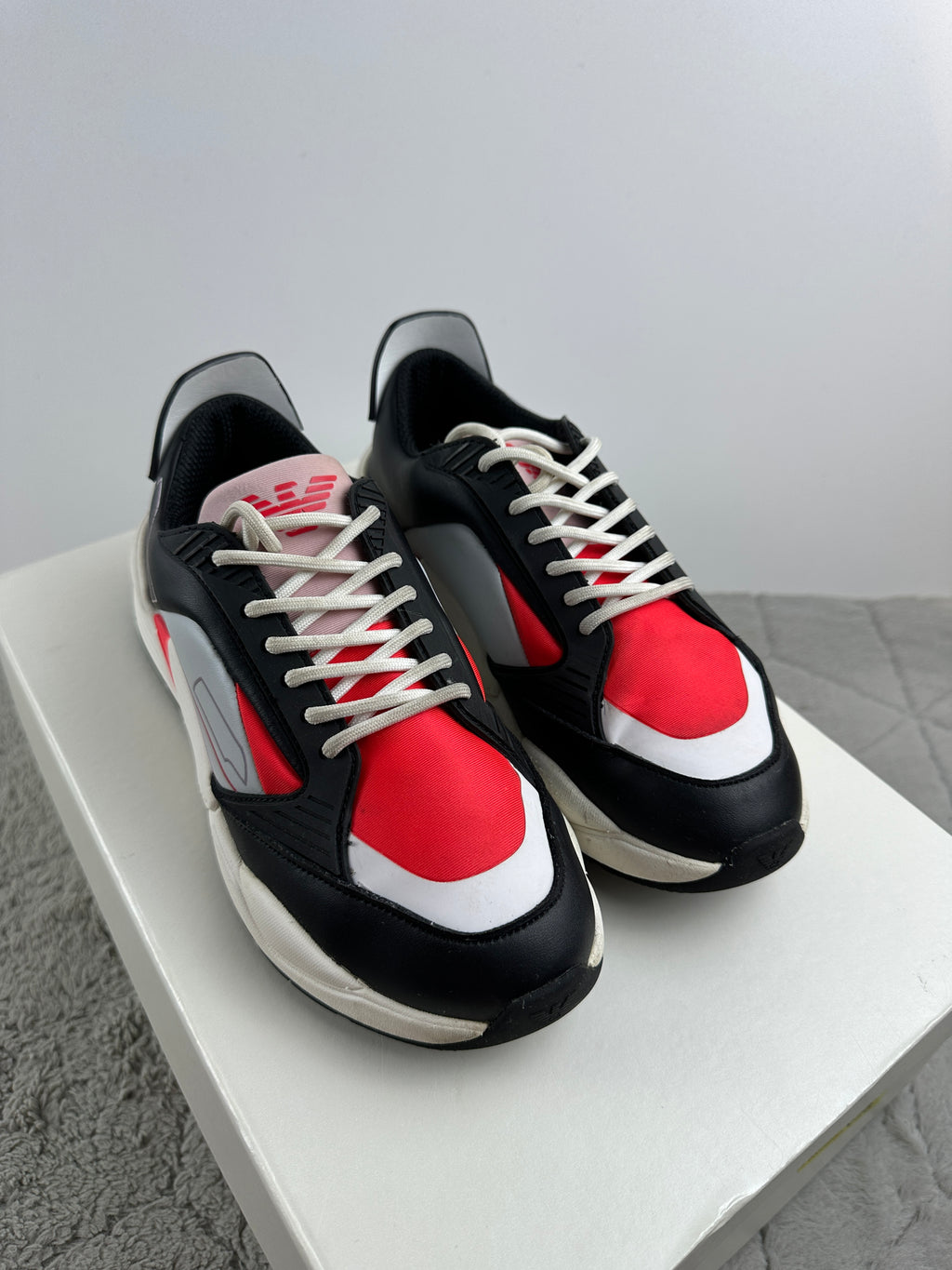 EMPORIO ARMANI SNEAKERS X3X161