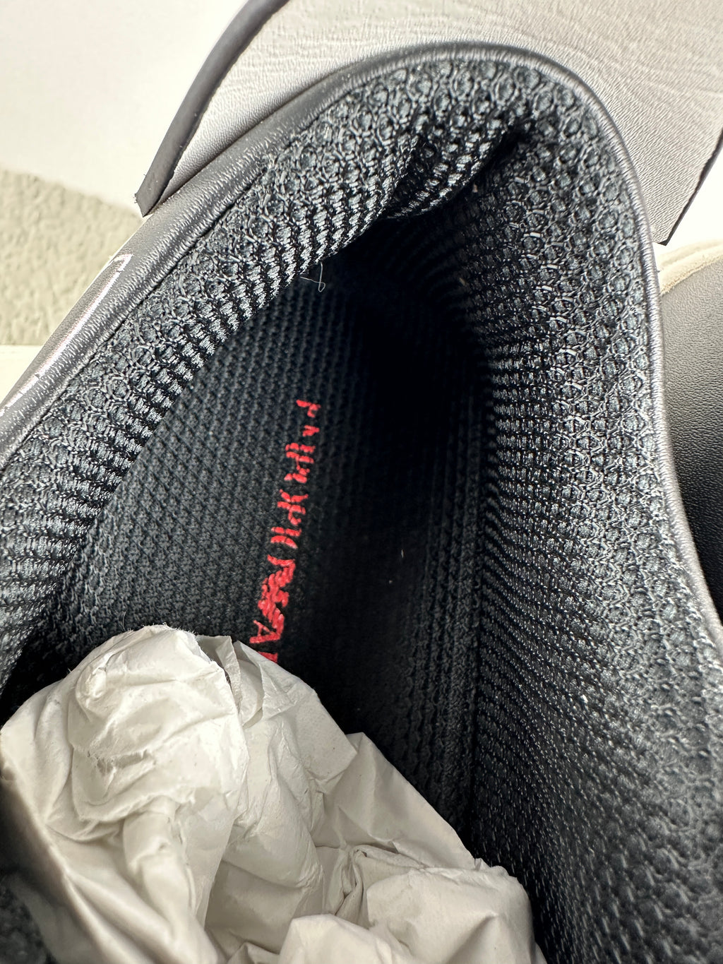 EMPORIO ARMANI SNEAKERS X3X161