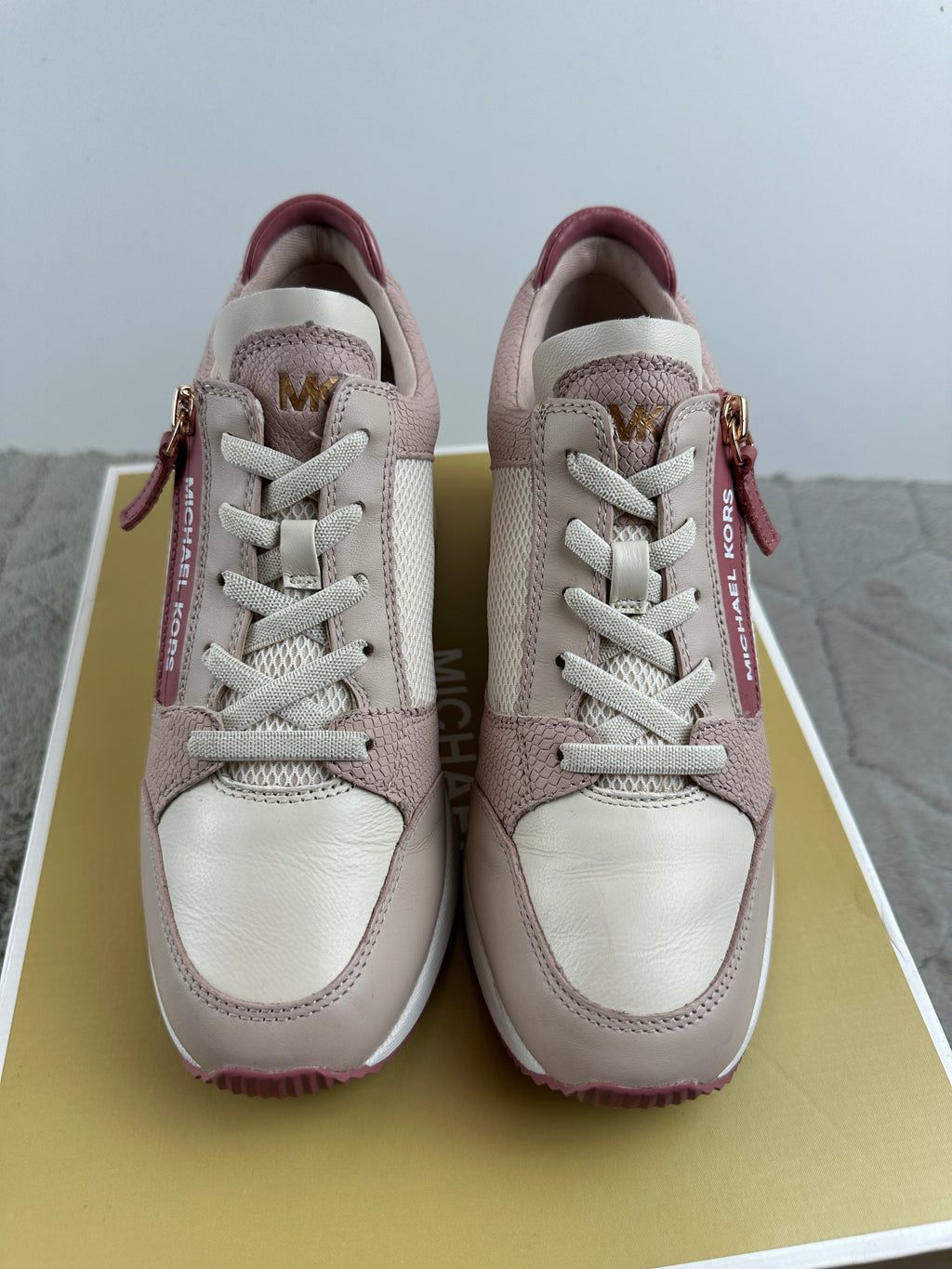 MICHAEL KORS DARBY WEDGE TRAINER