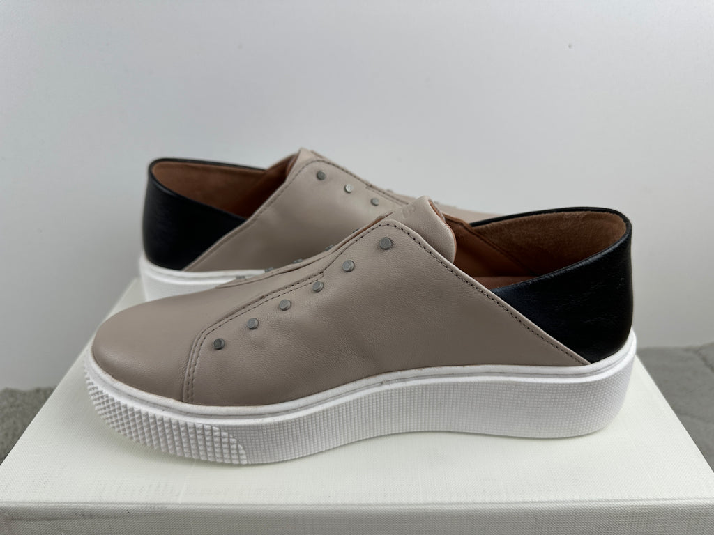 MJUS SNEAKERS