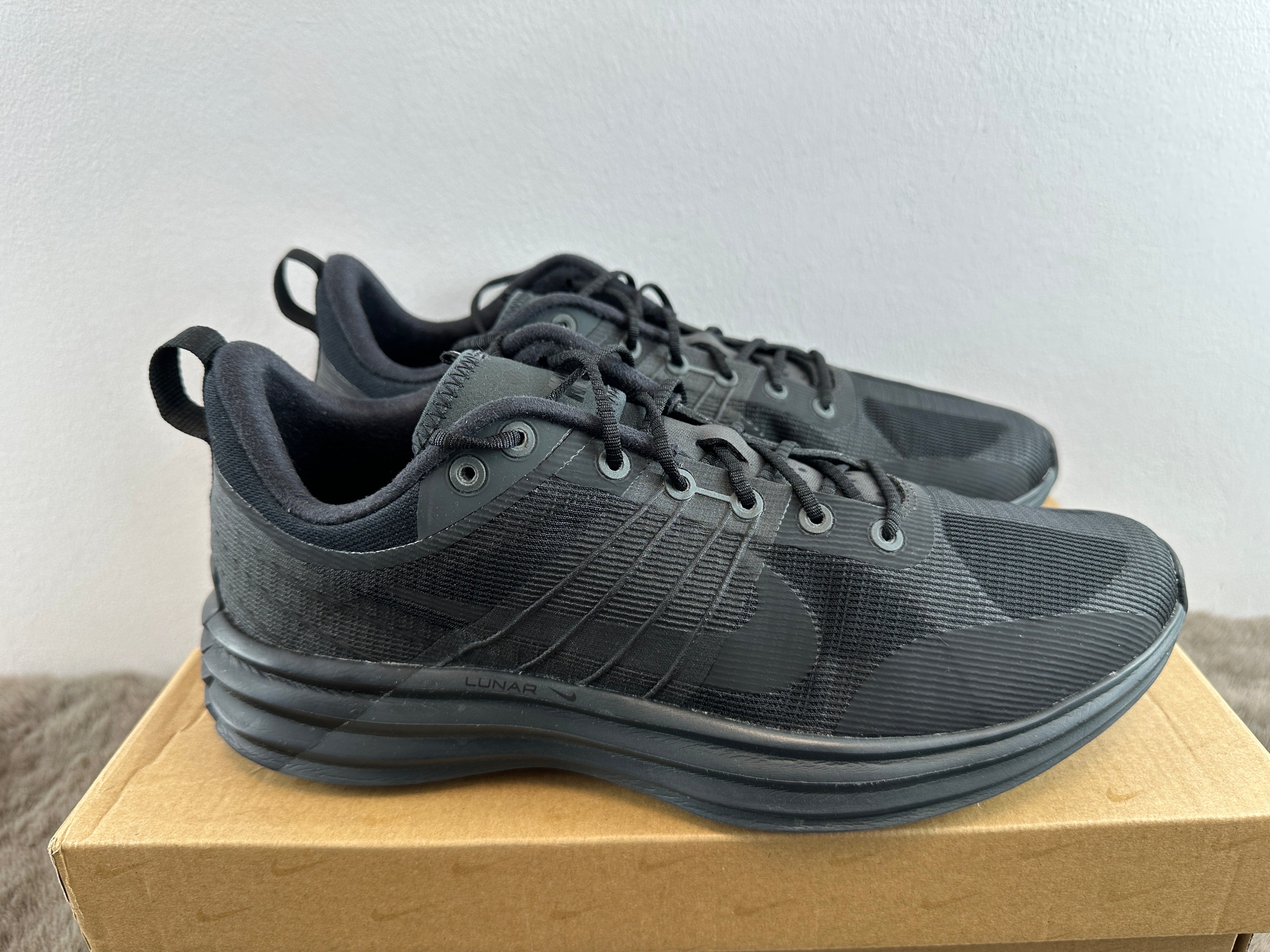 NIKE LUNAR ROAM