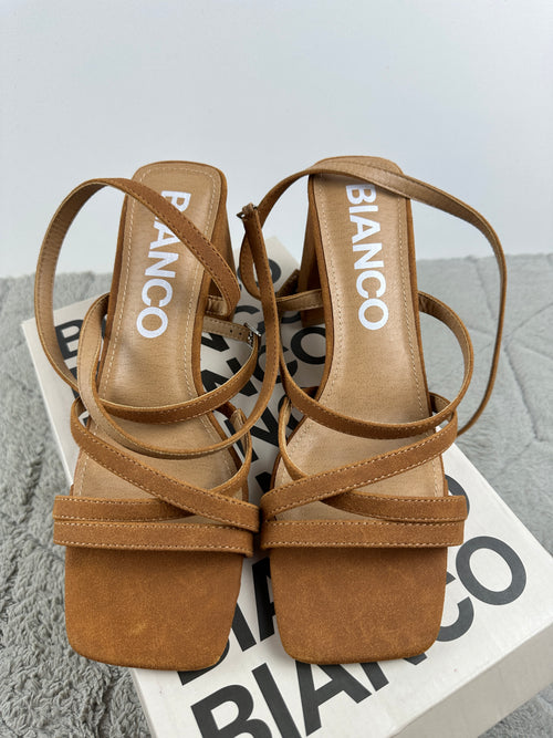 BIANCO BIAJOYCE SANDALS SUEDE
