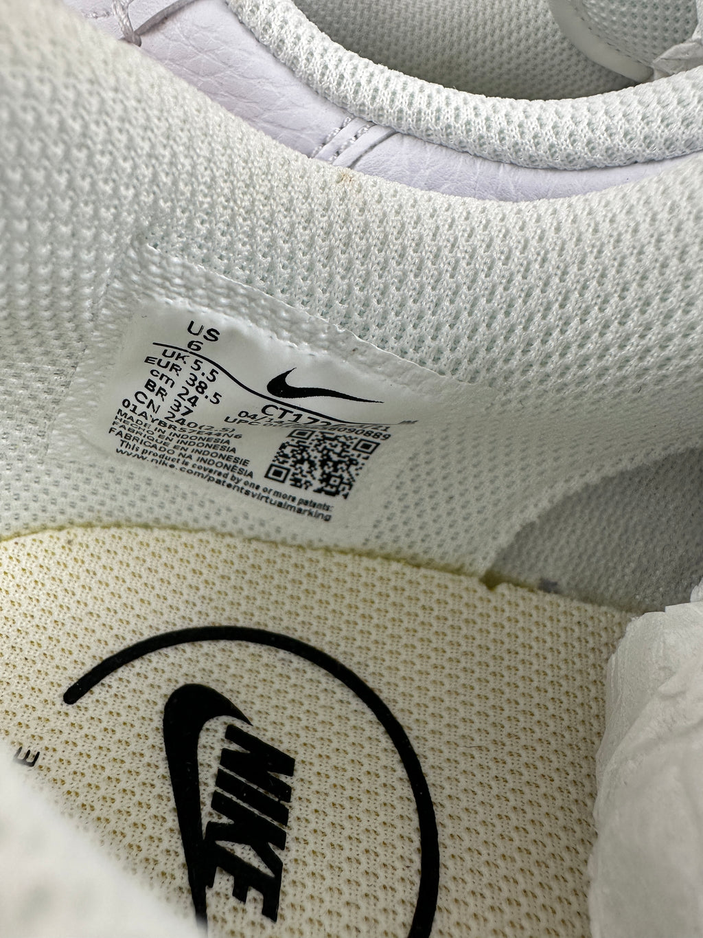 NIKE COURT VINTAGE