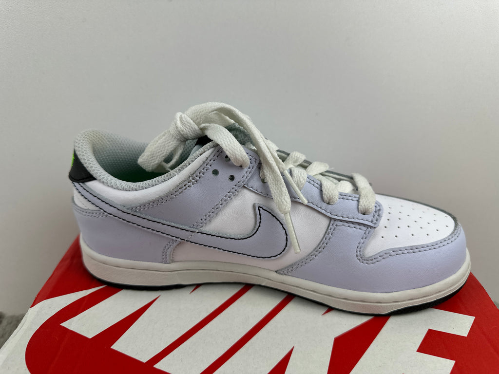NIKE DUNK LOW