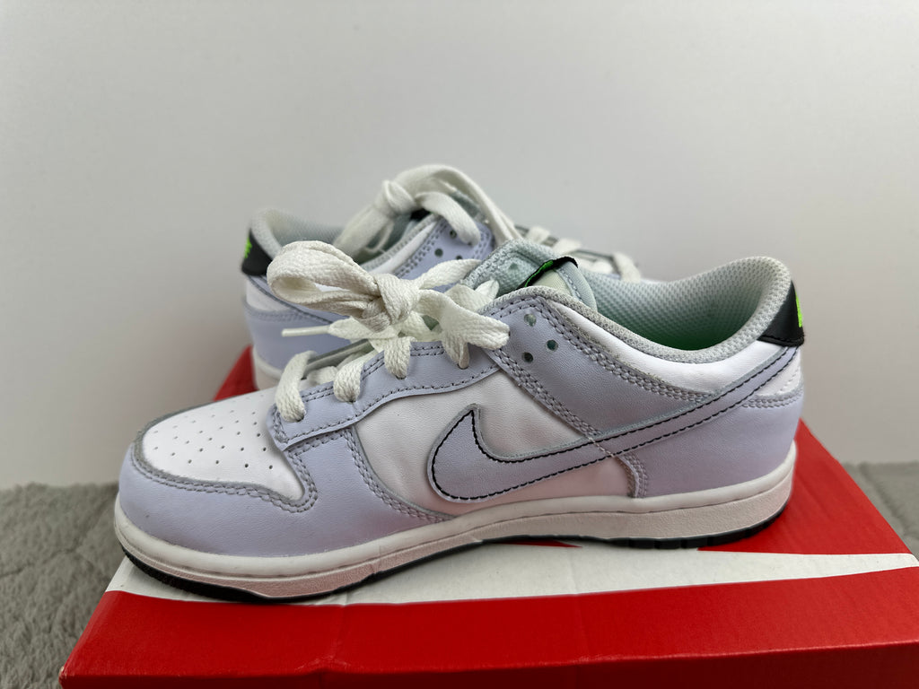 NIKE DUNK LOW
