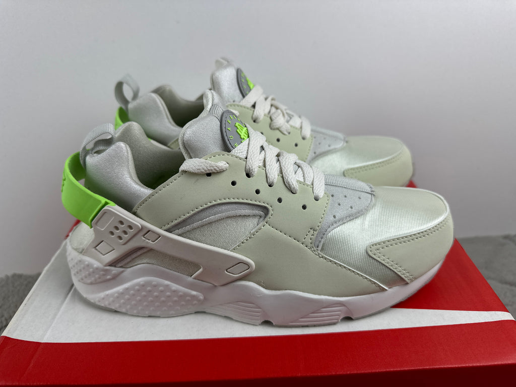 NIKE HUARACHE RUN