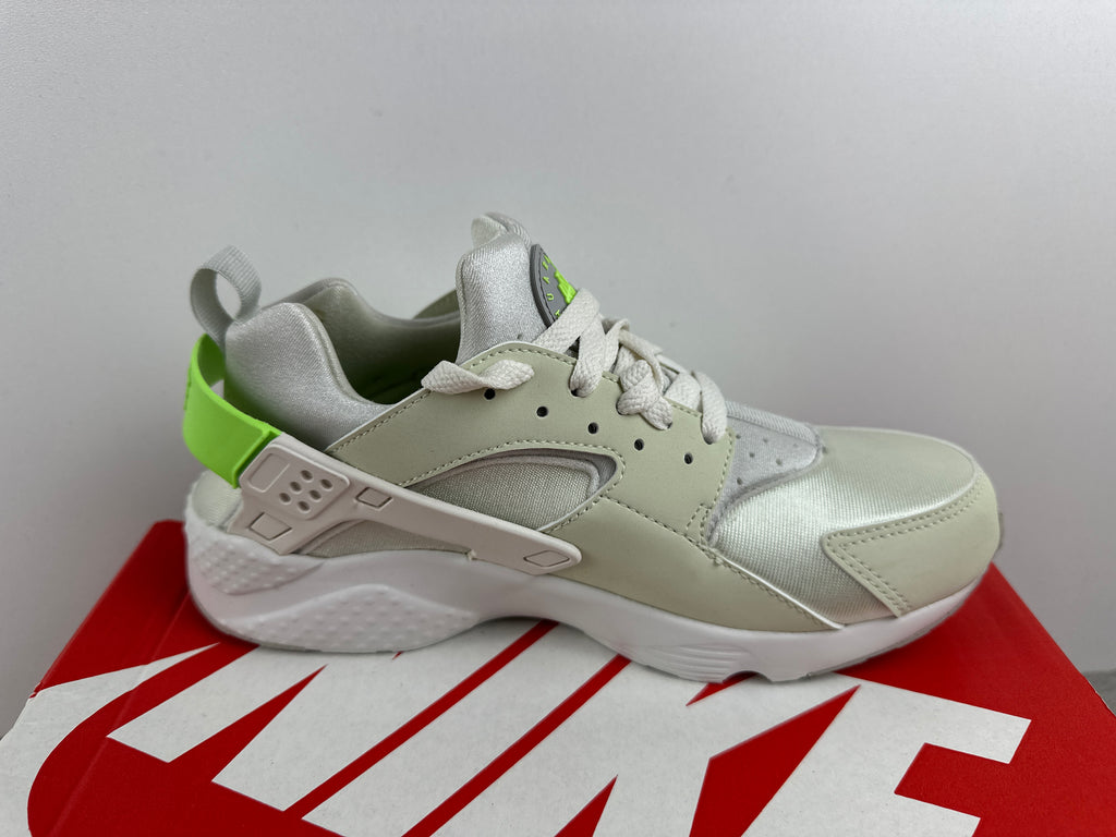 NIKE HUARACHE RUN