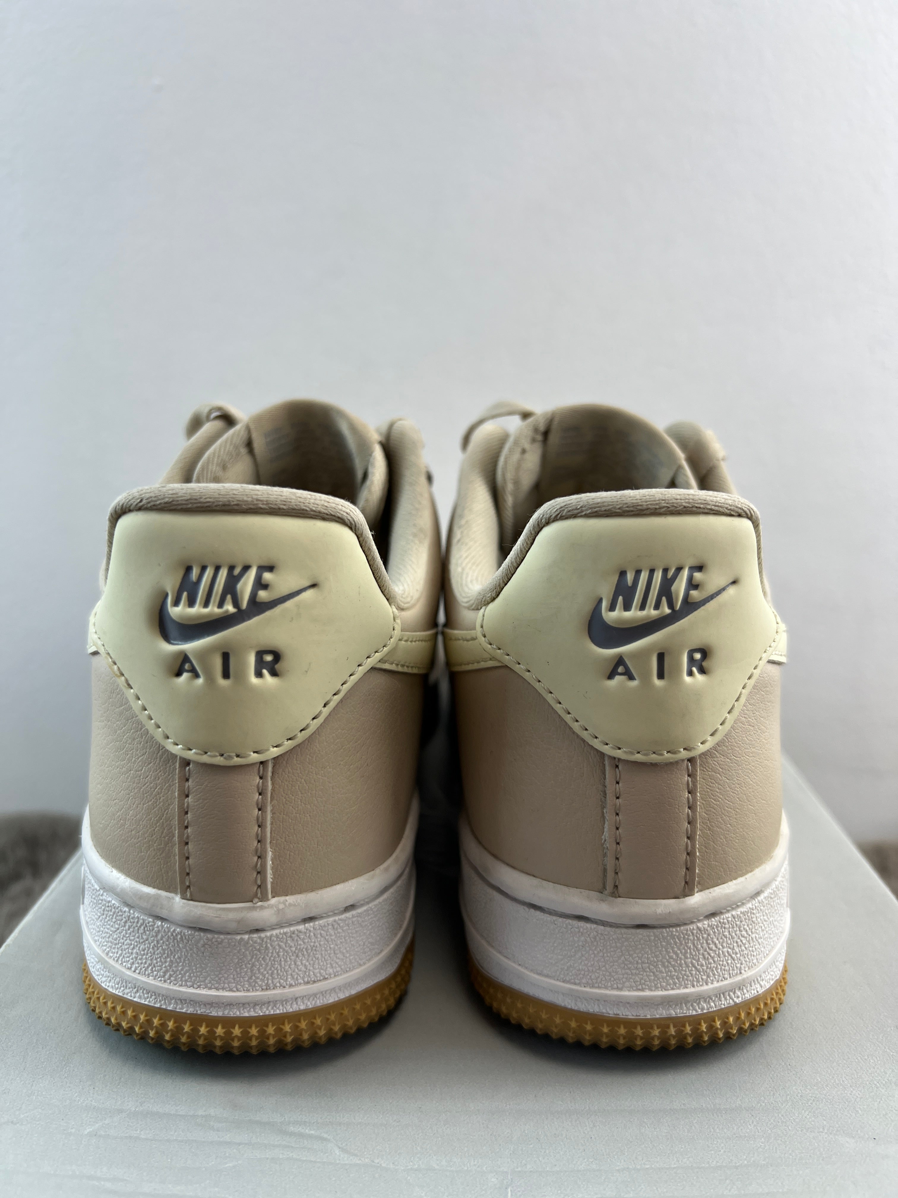 NIKE AIR FORCE 1