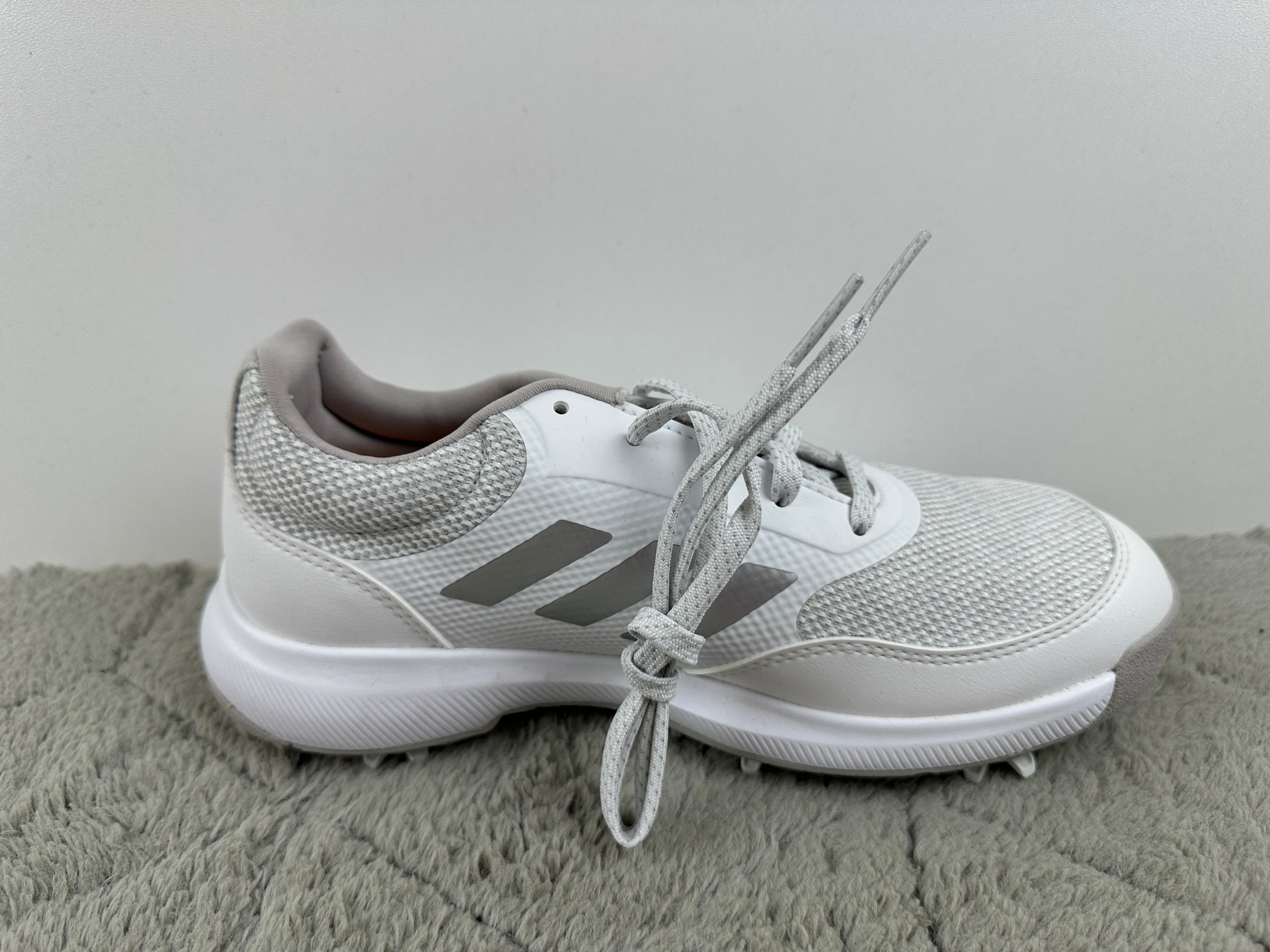 ADIDAS TECH RESPONSE 2.0