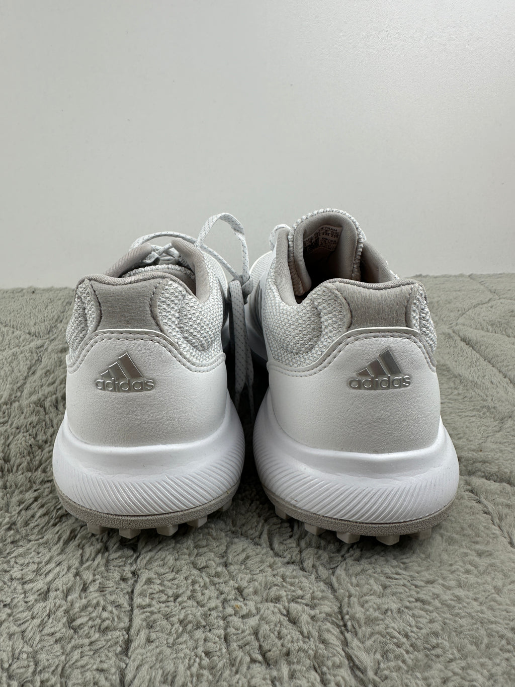 ADIDAS TECH RESPONSE 2.0
