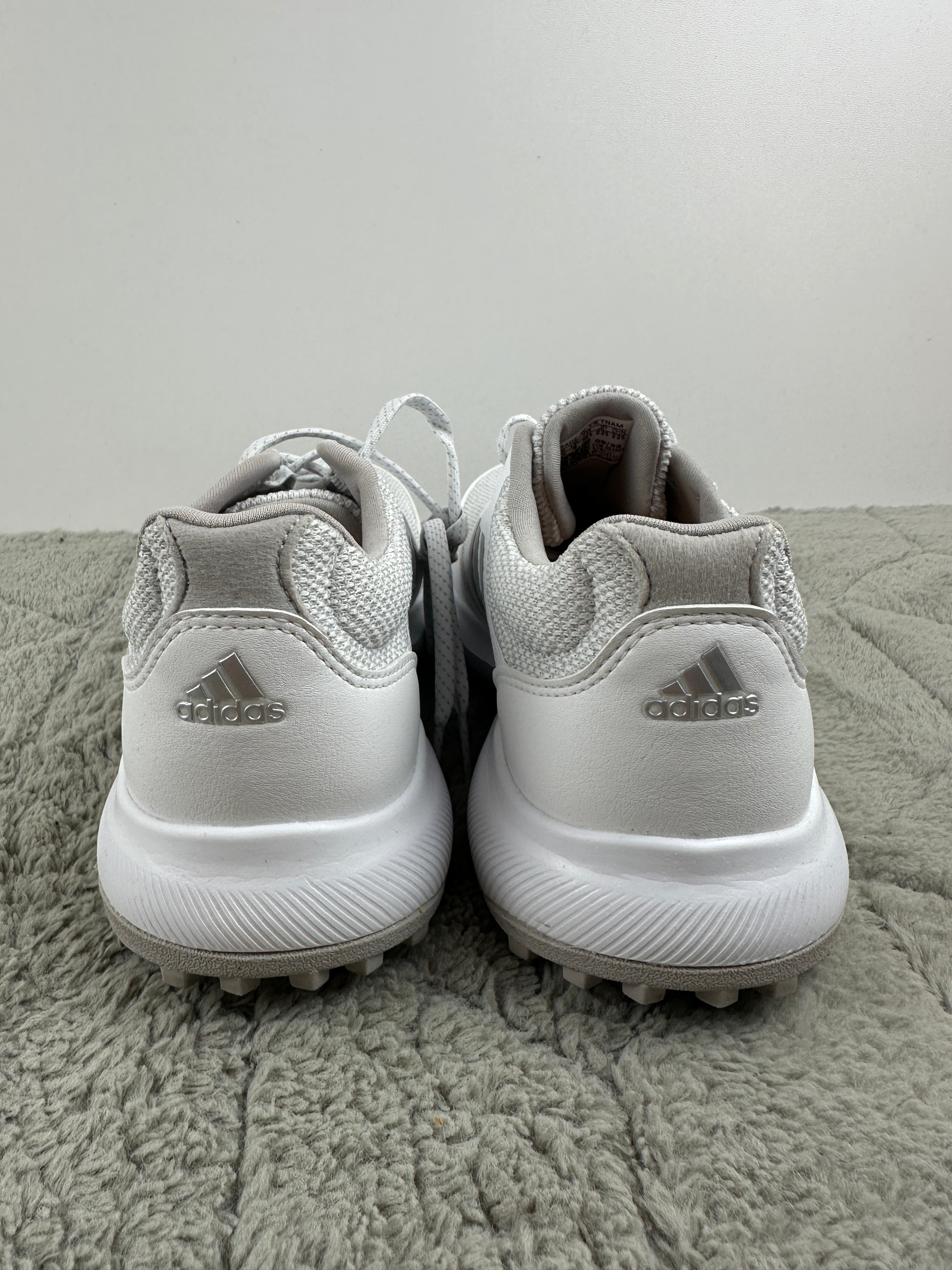 ADIDAS TECH RESPONSE 2.0