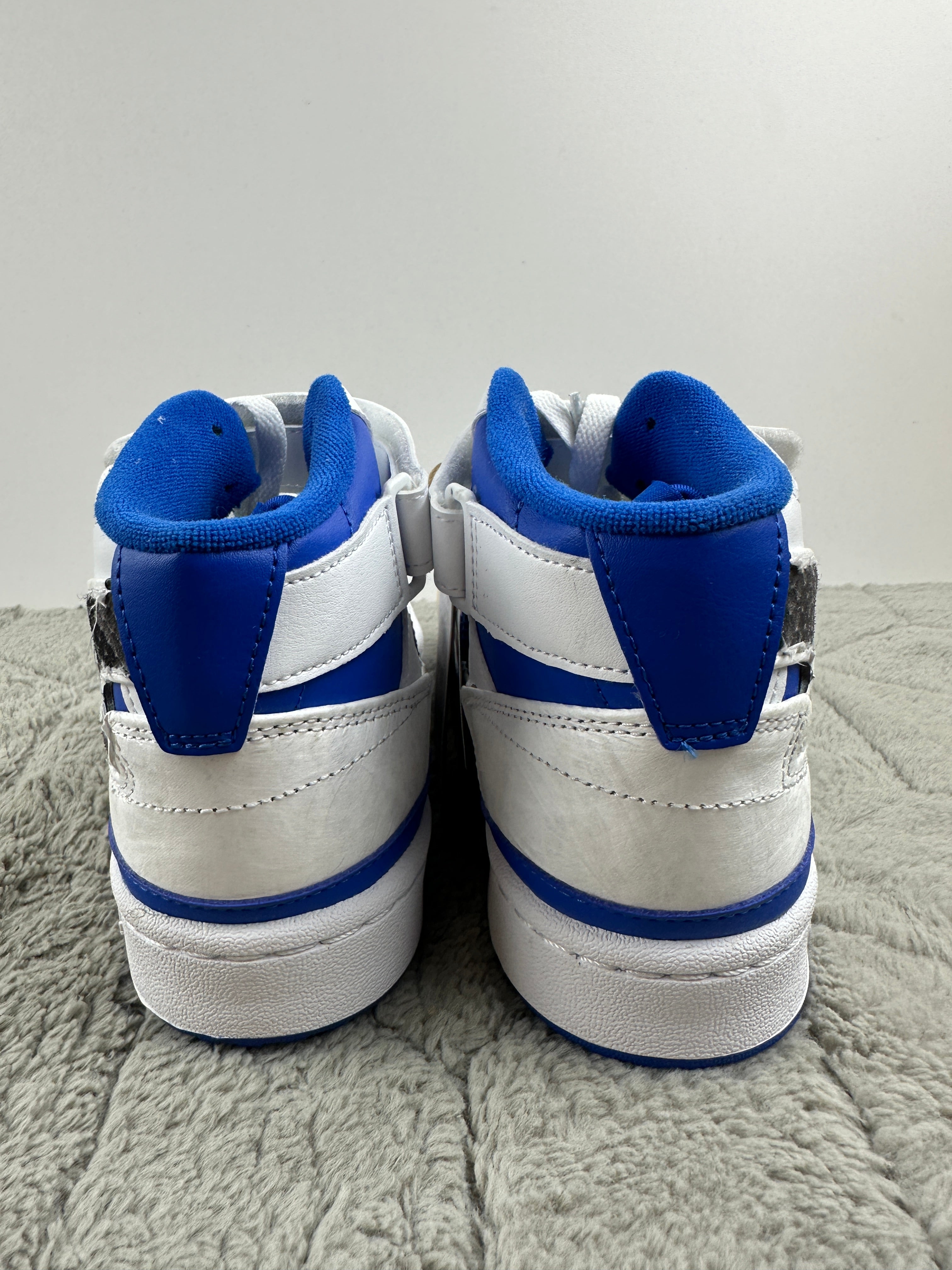 ADIDAS FORUM MID