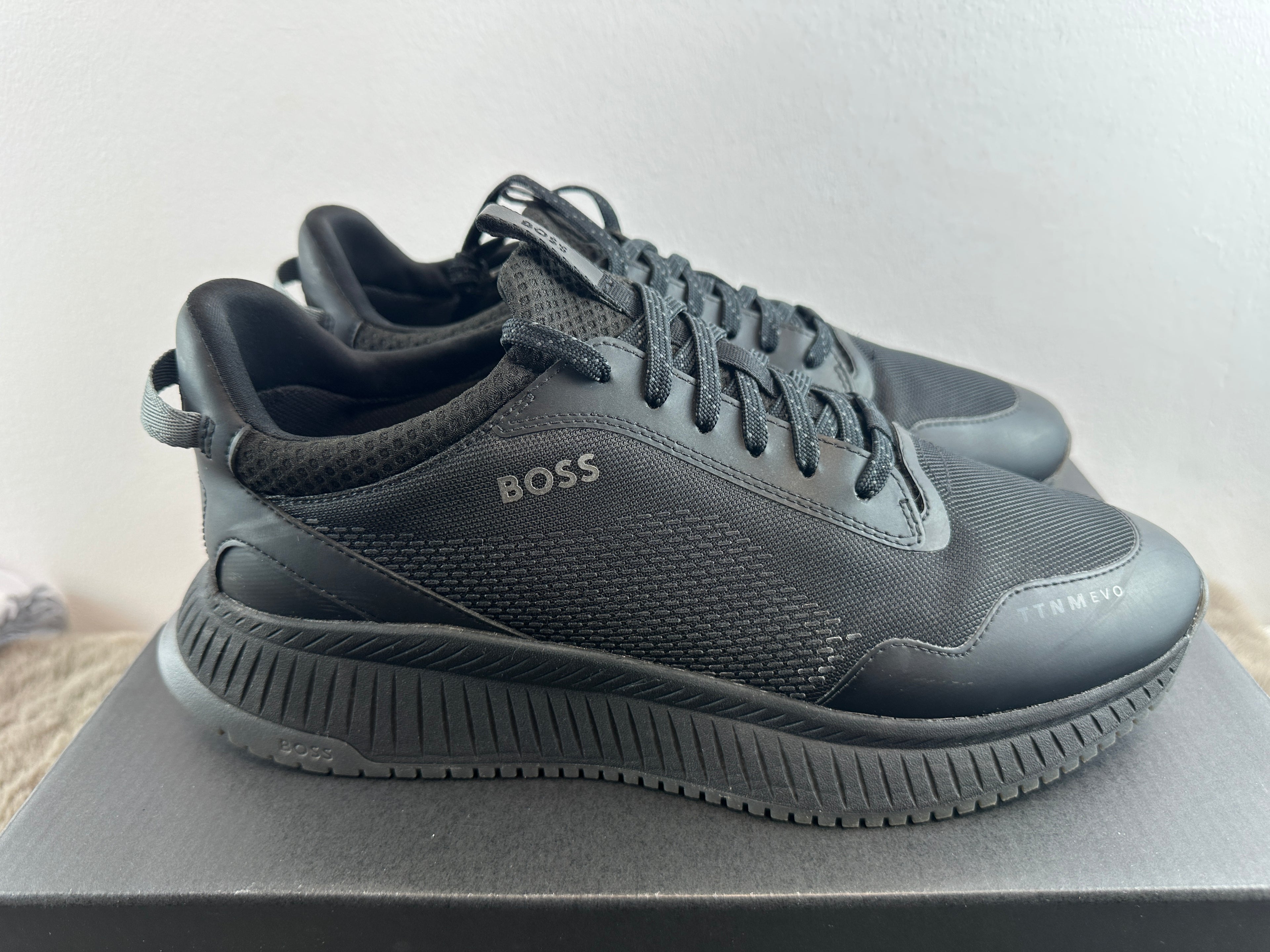 BOSS TTNM EVO SLON