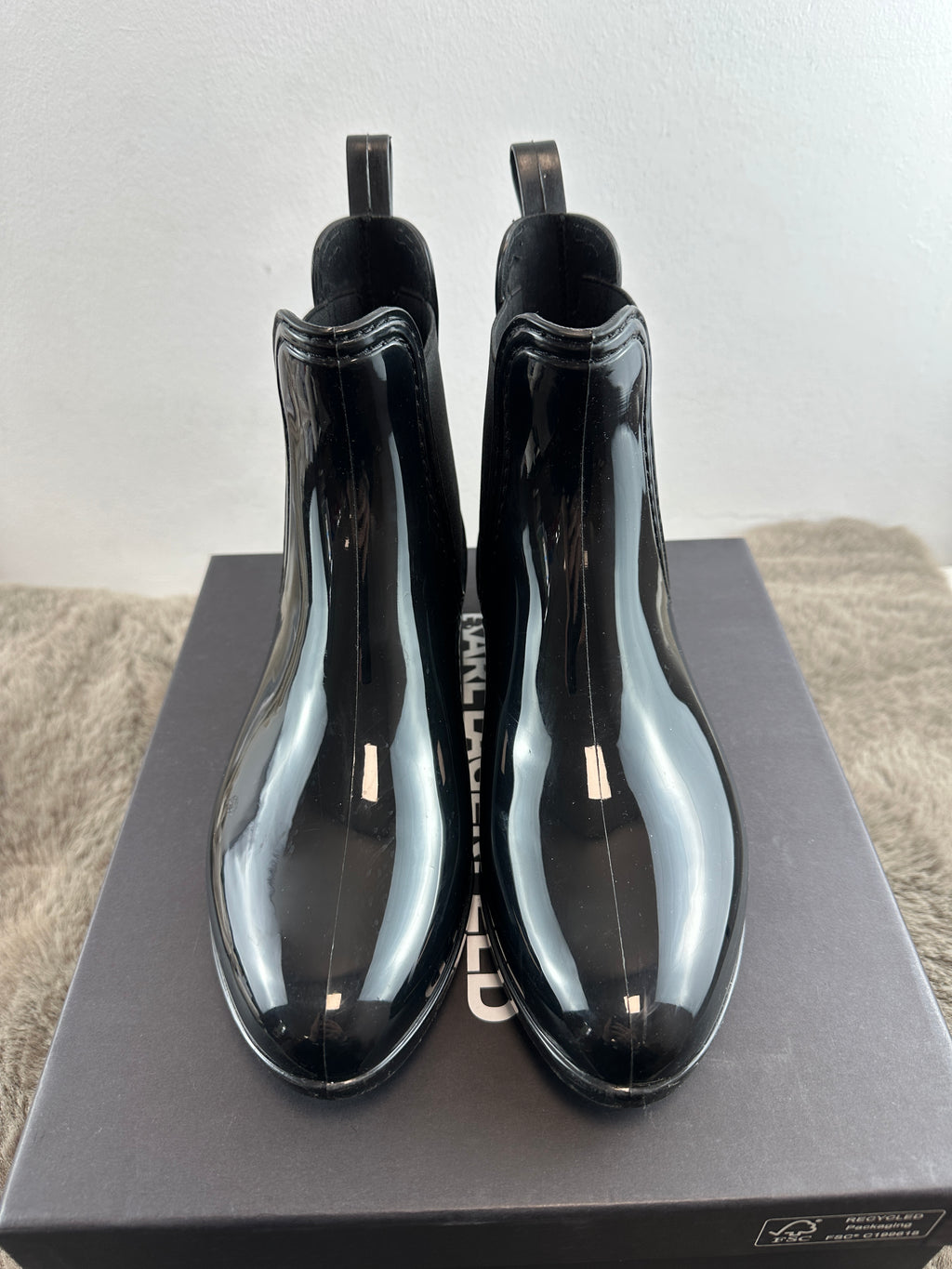 karl lagerfeld kalosh 2