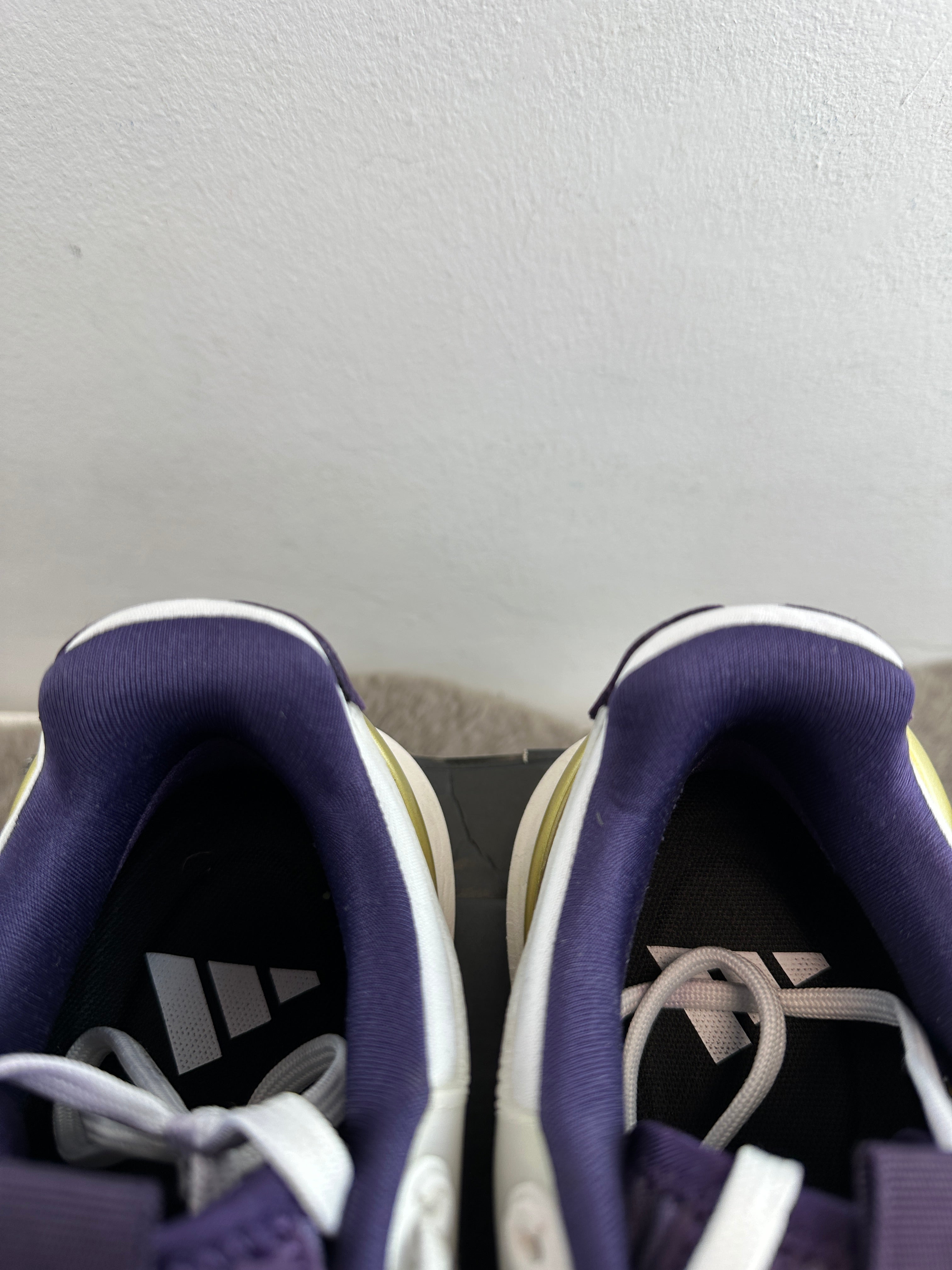 ADIDAS ADIZERO CYBERSONIC 2 M NM