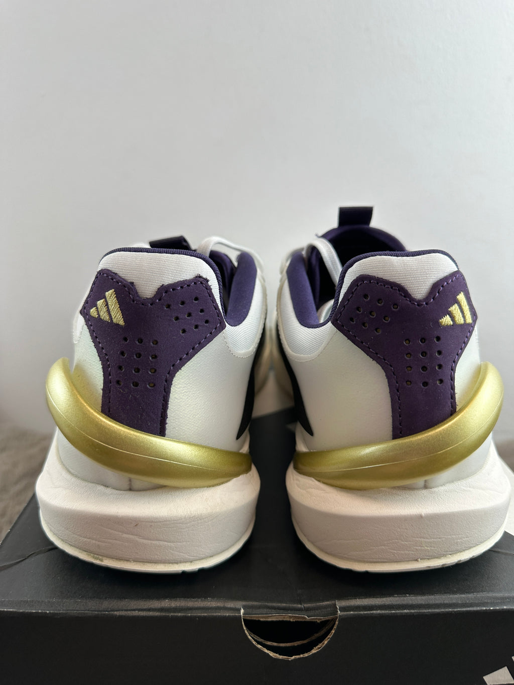 ADIDAS ADIZERO CYBERSONIC 2 M NM
