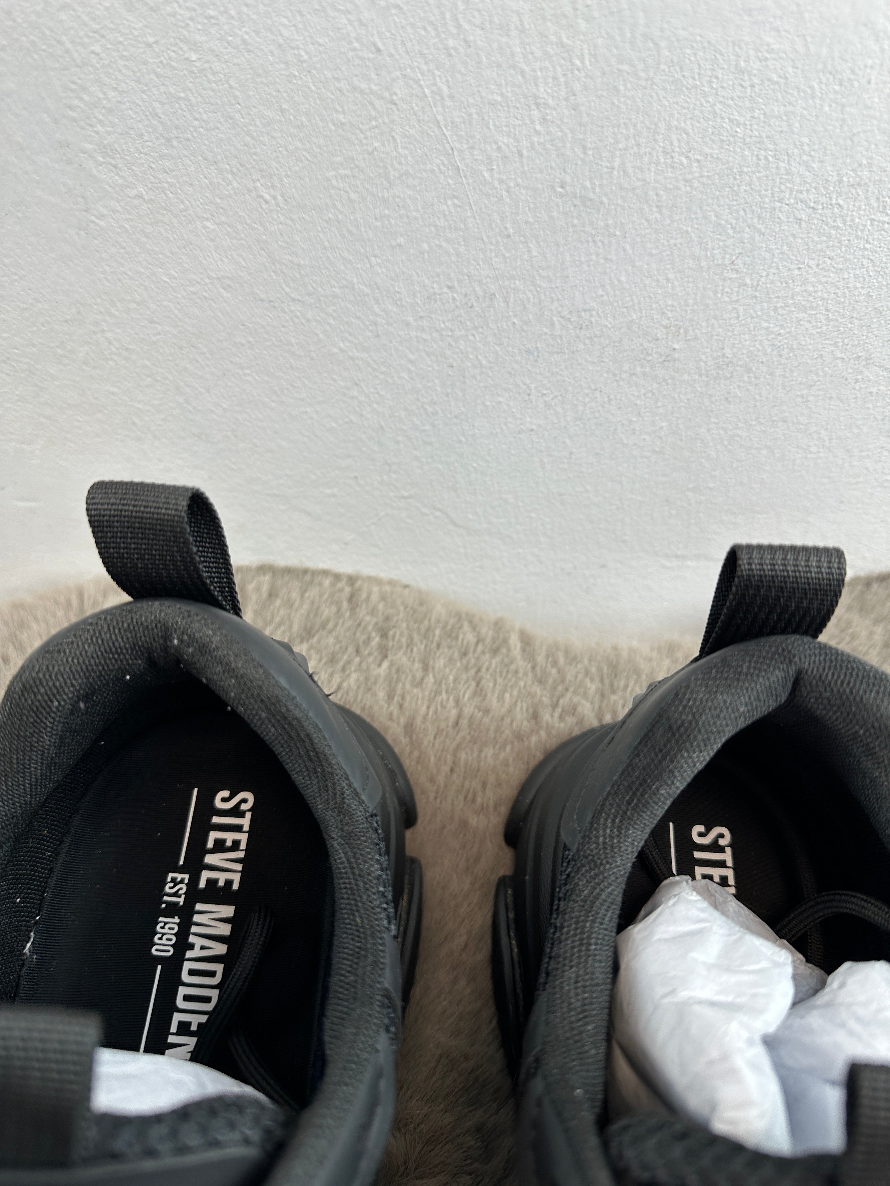 STEVE MADDEN POSSESSION