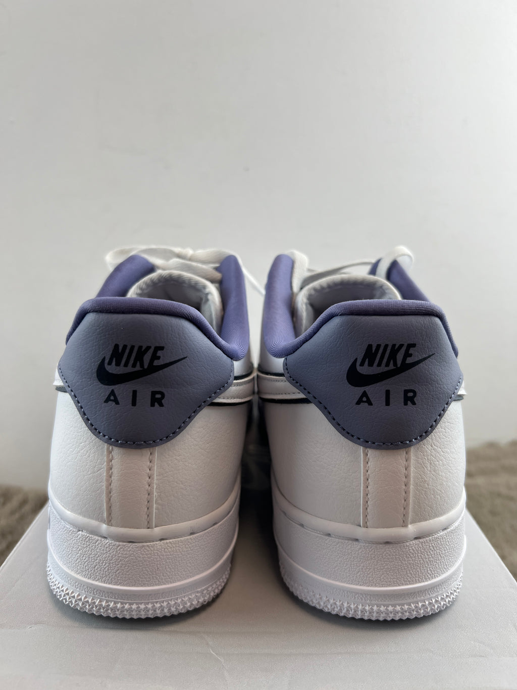 NIKE AIR FORCE 1 ESSENTIAL