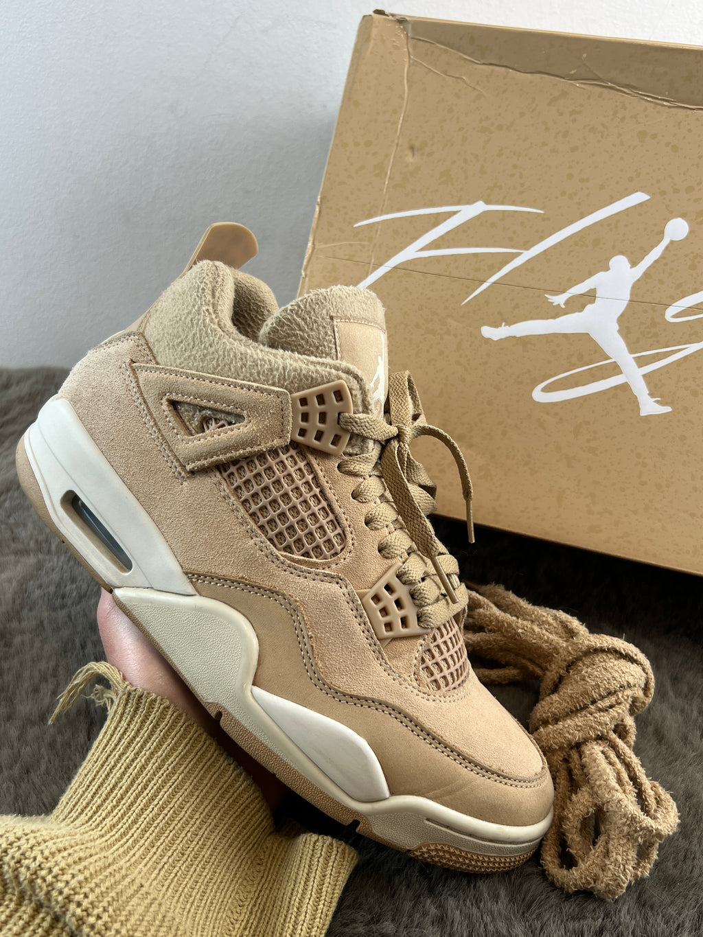 NIKE AIR JORDAN 4 RETRO COZY GIRL