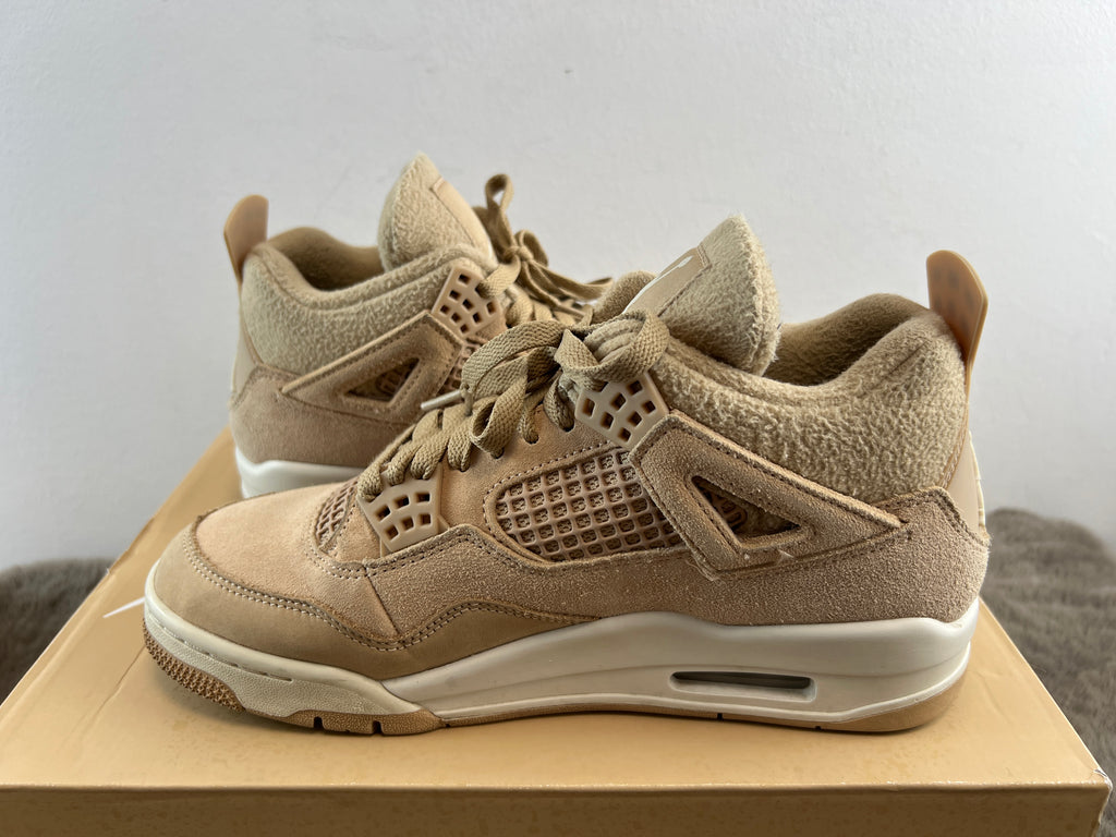 NIKE AIR JORDAN 4 RETRO COZY GIRL