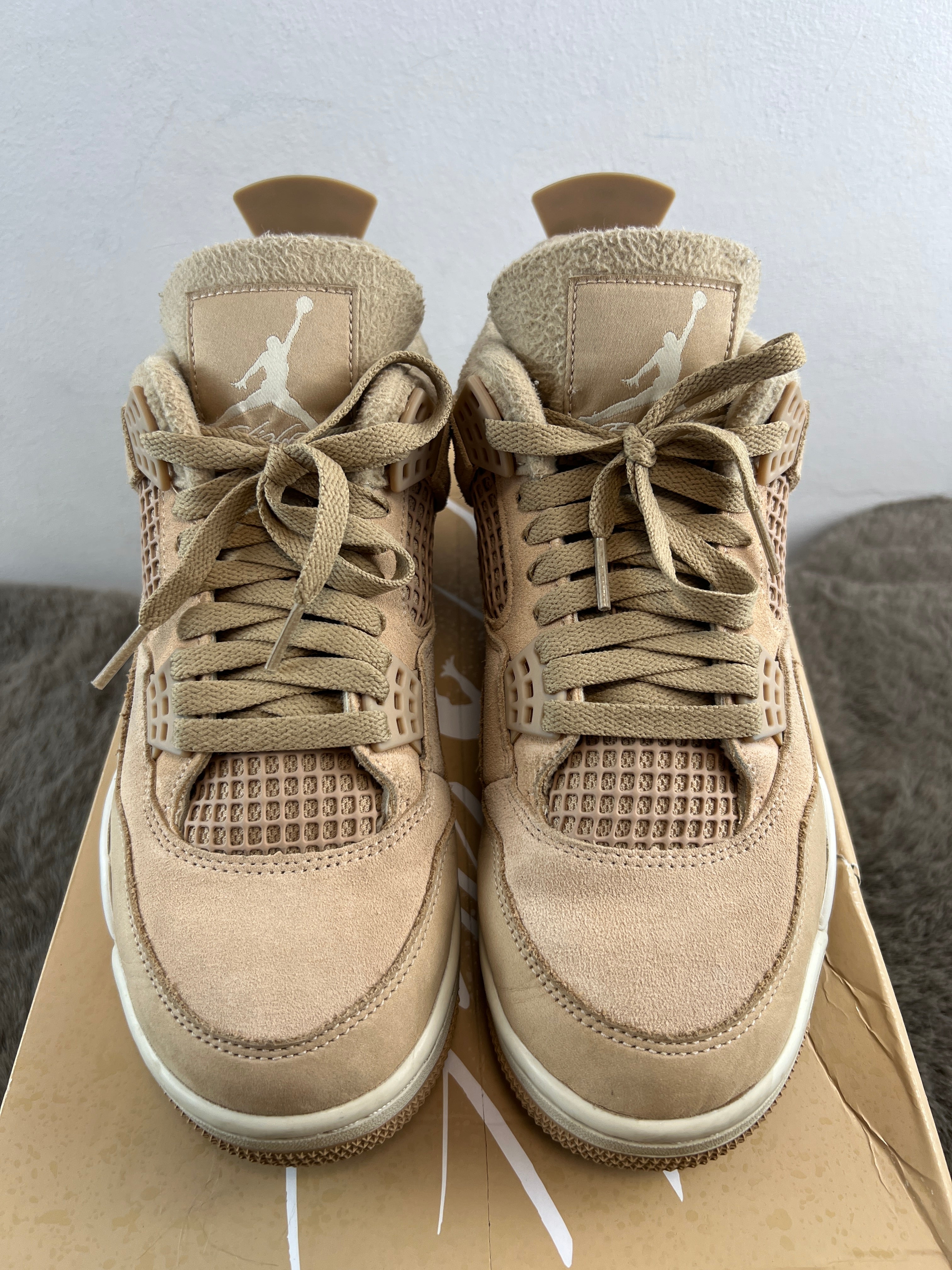 NIKE AIR JORDAN 4 RETRO COZY GIRL