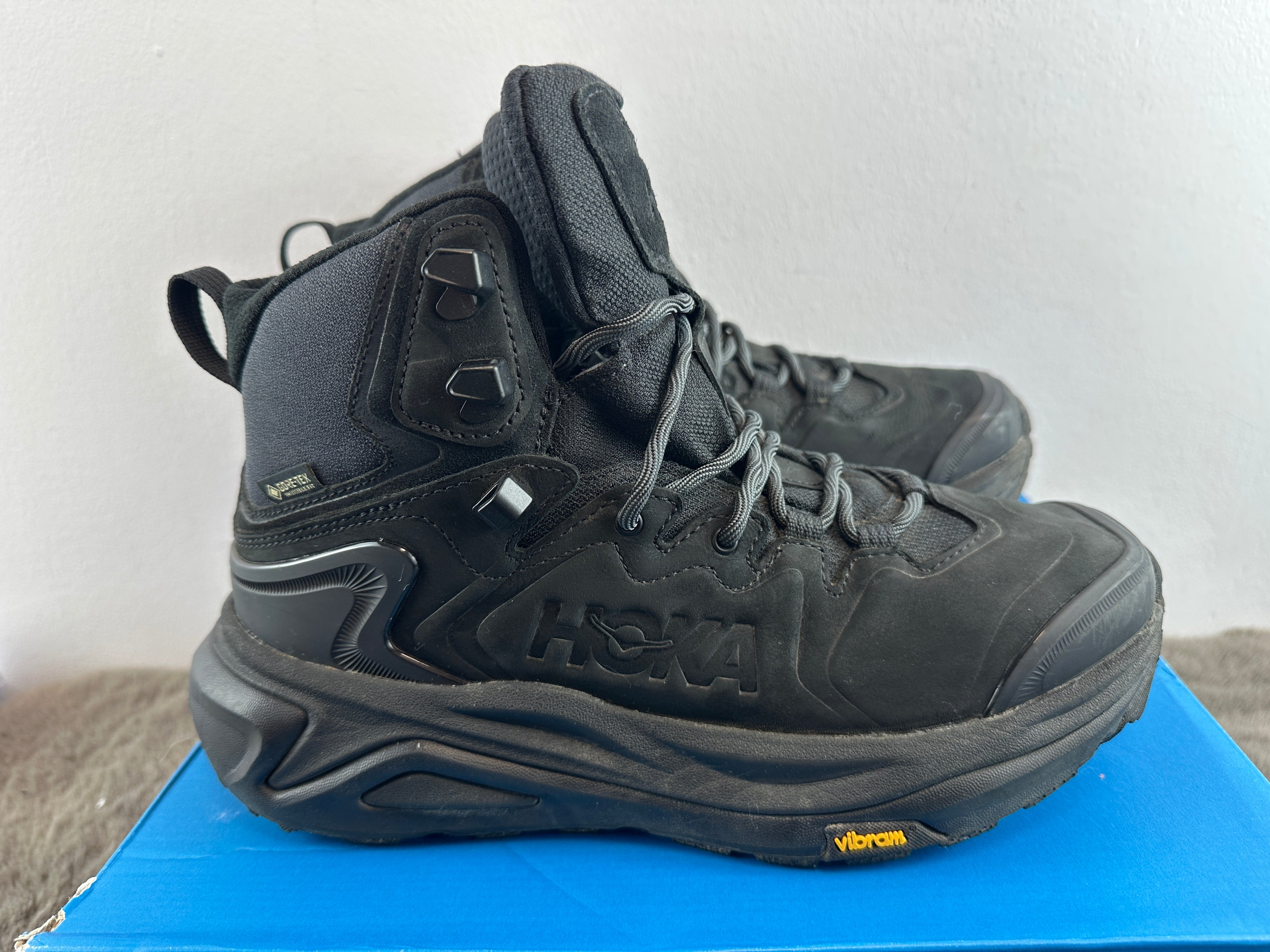 hoka kaha 3 gtx