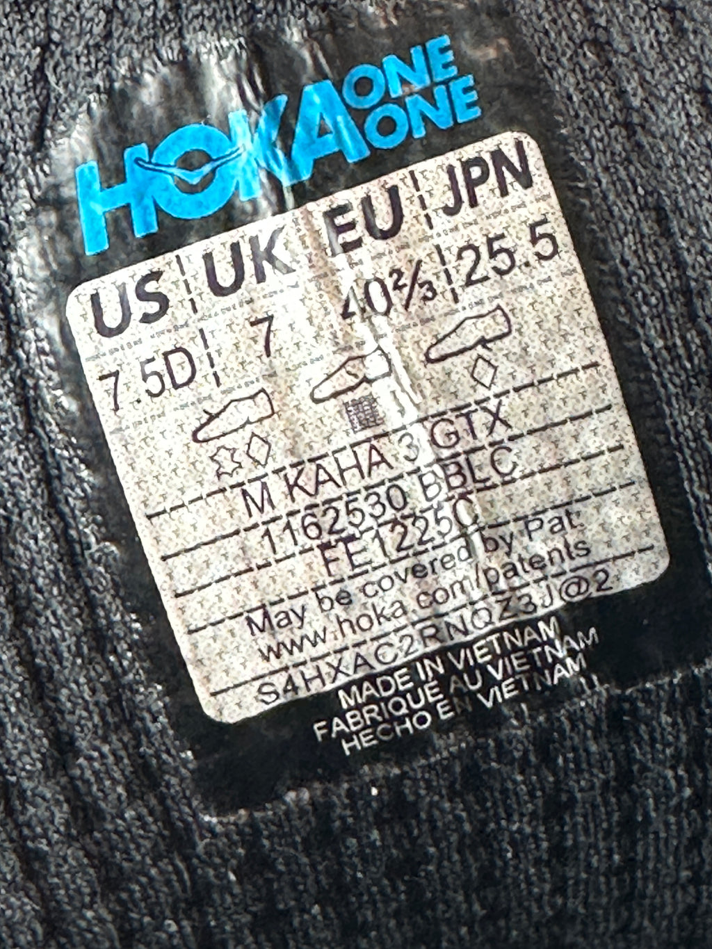 hoka kaha 3 gtx
