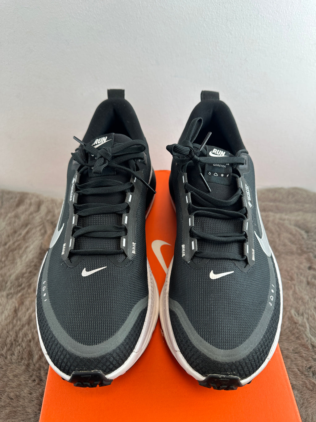 NIKE VOMERO 18 GTX
