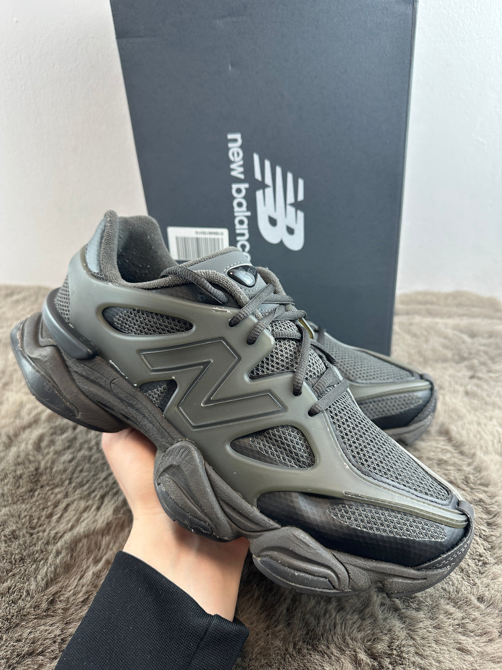 NEW BALANCE U9060IAA