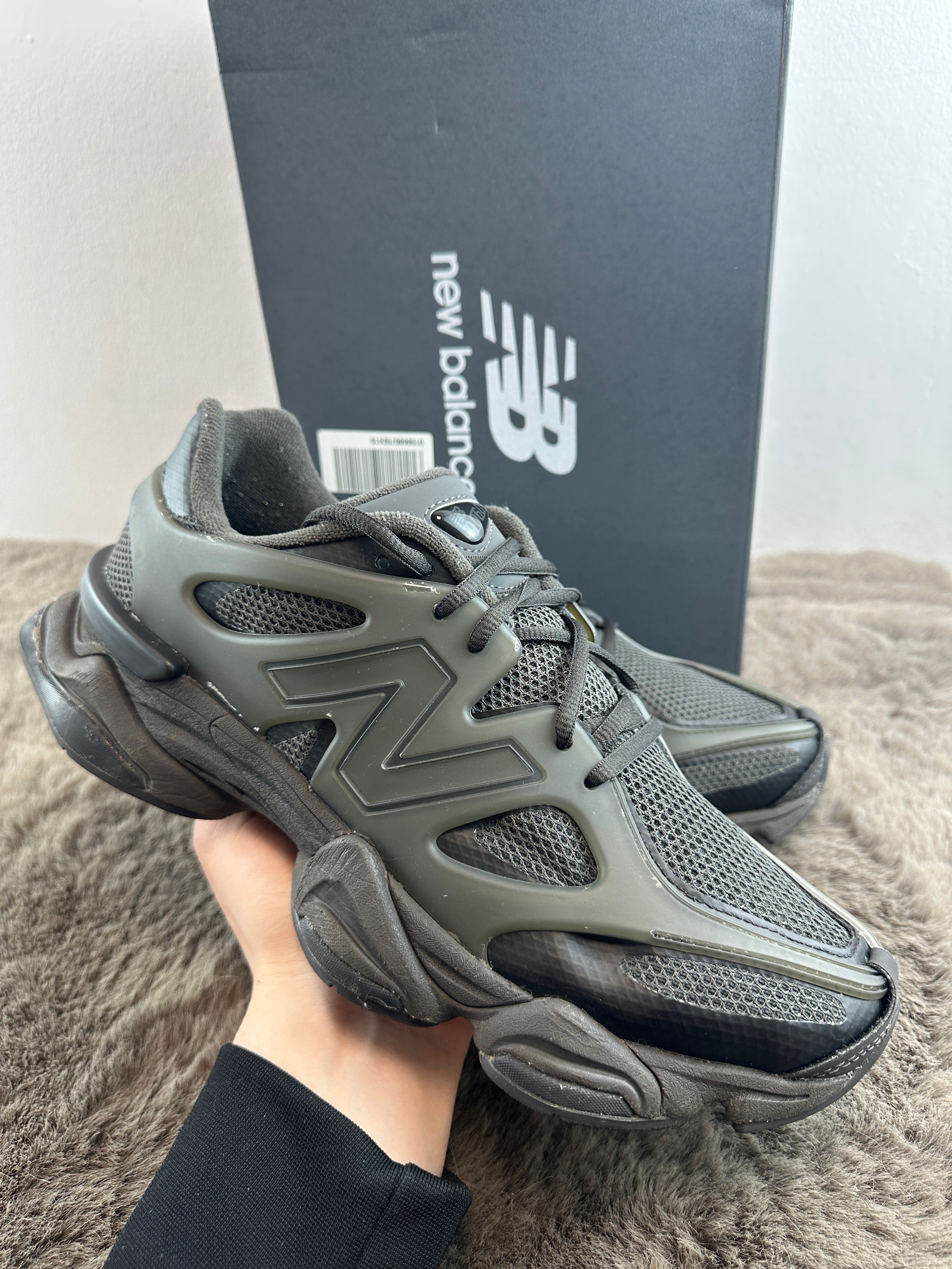 NEW BALANCE U9060IAA