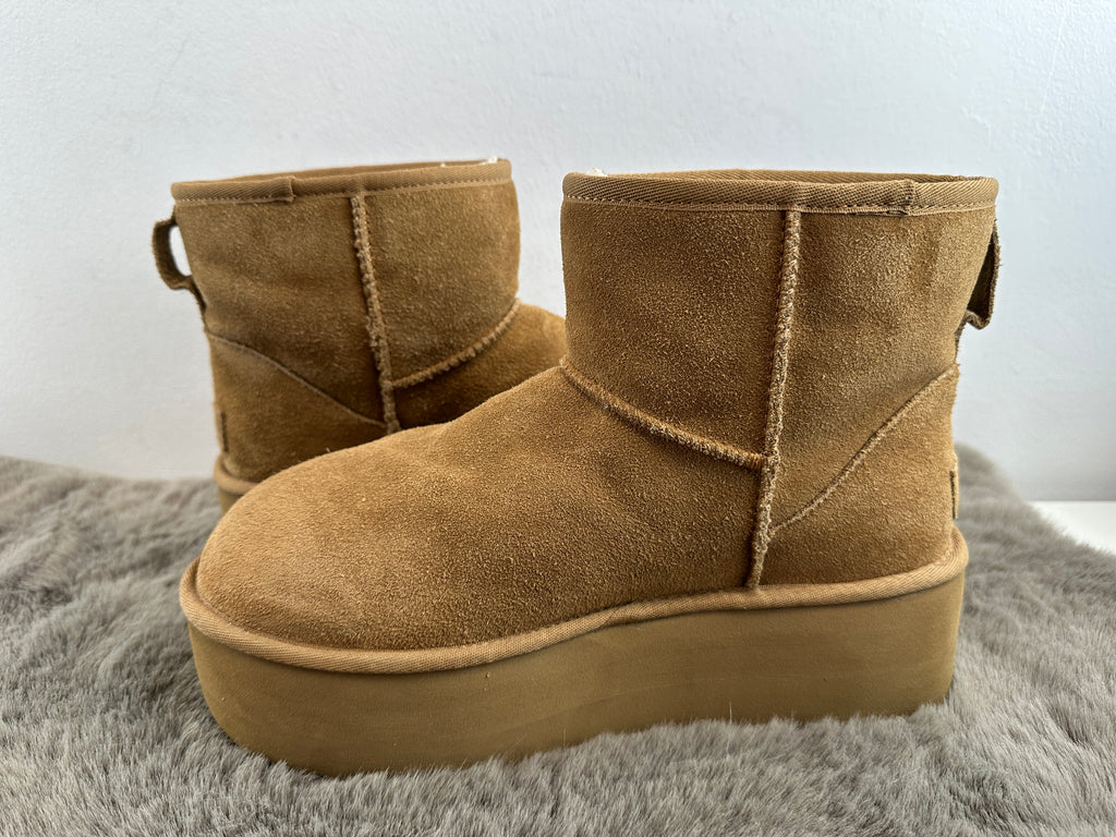 ugg classic mini platform