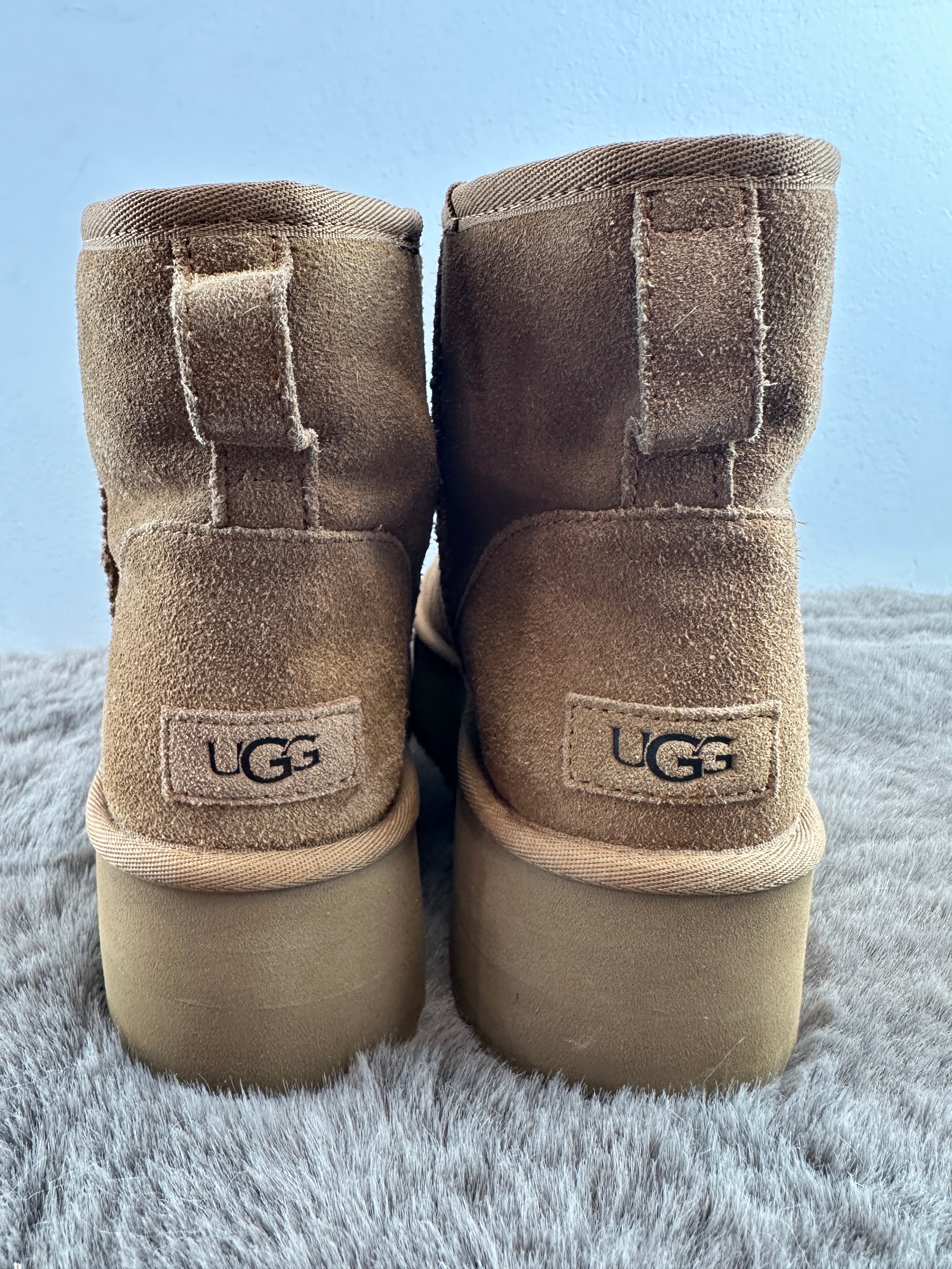 ugg classic mini platform