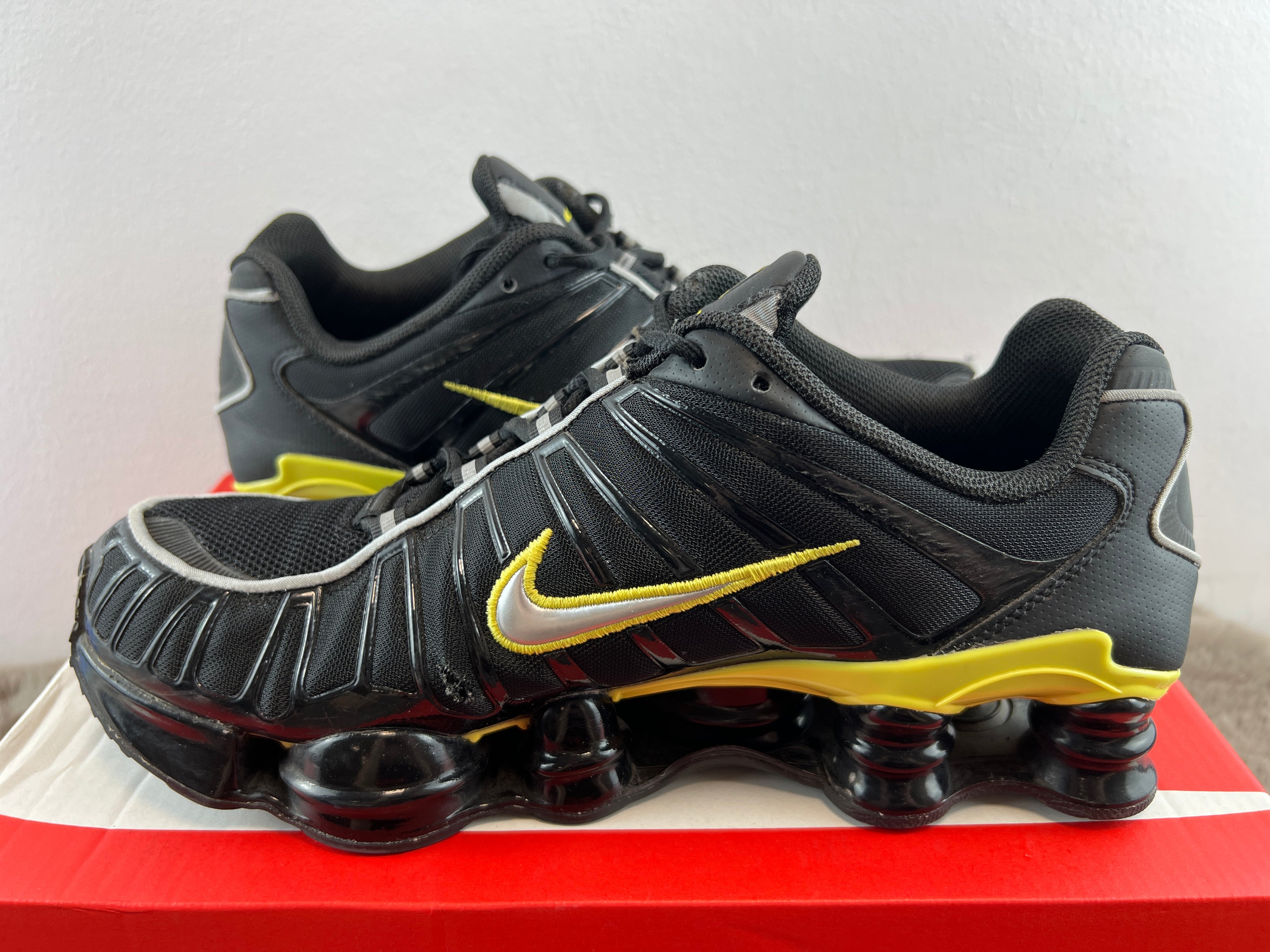 NIKE SHOX TL