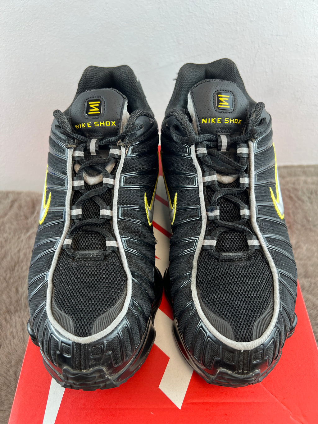 NIKE SHOX TL