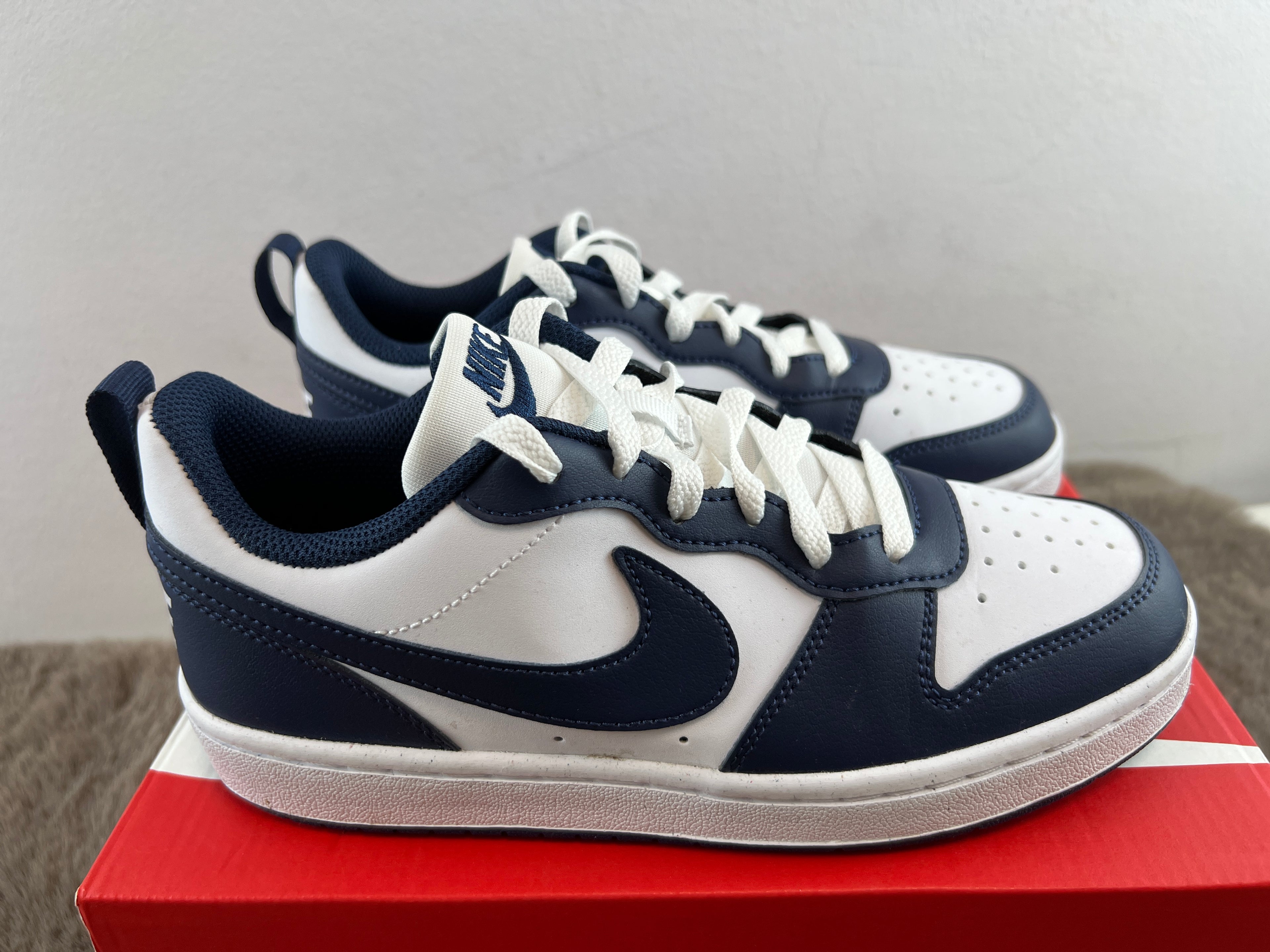 NIKE COURT BOROUGH LOW NB (GS)