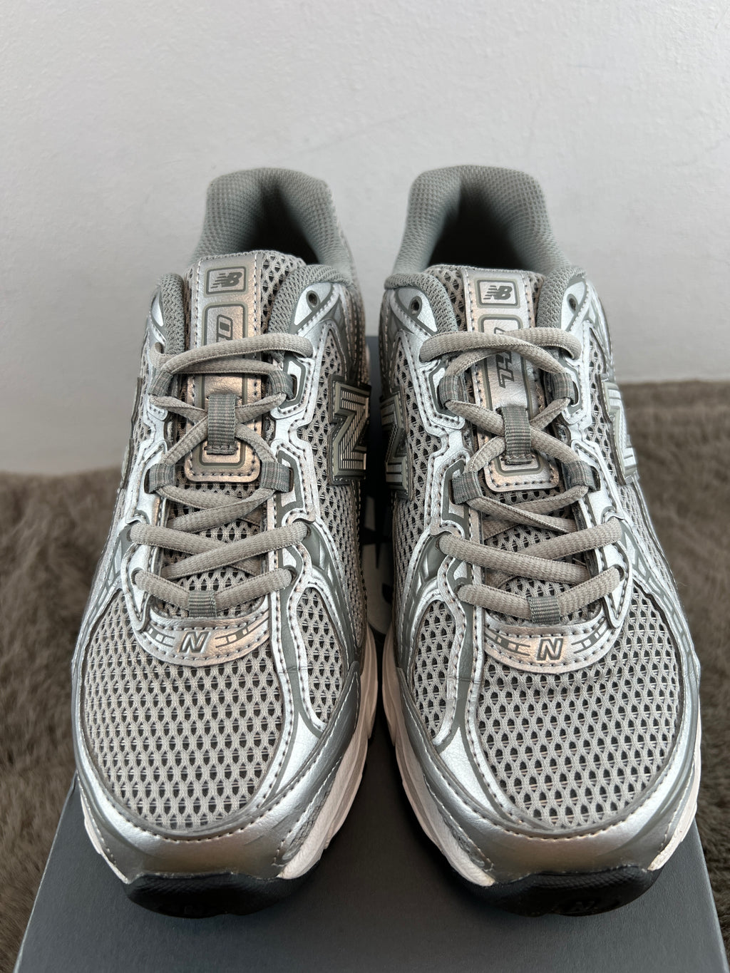NEW BALANCE 740