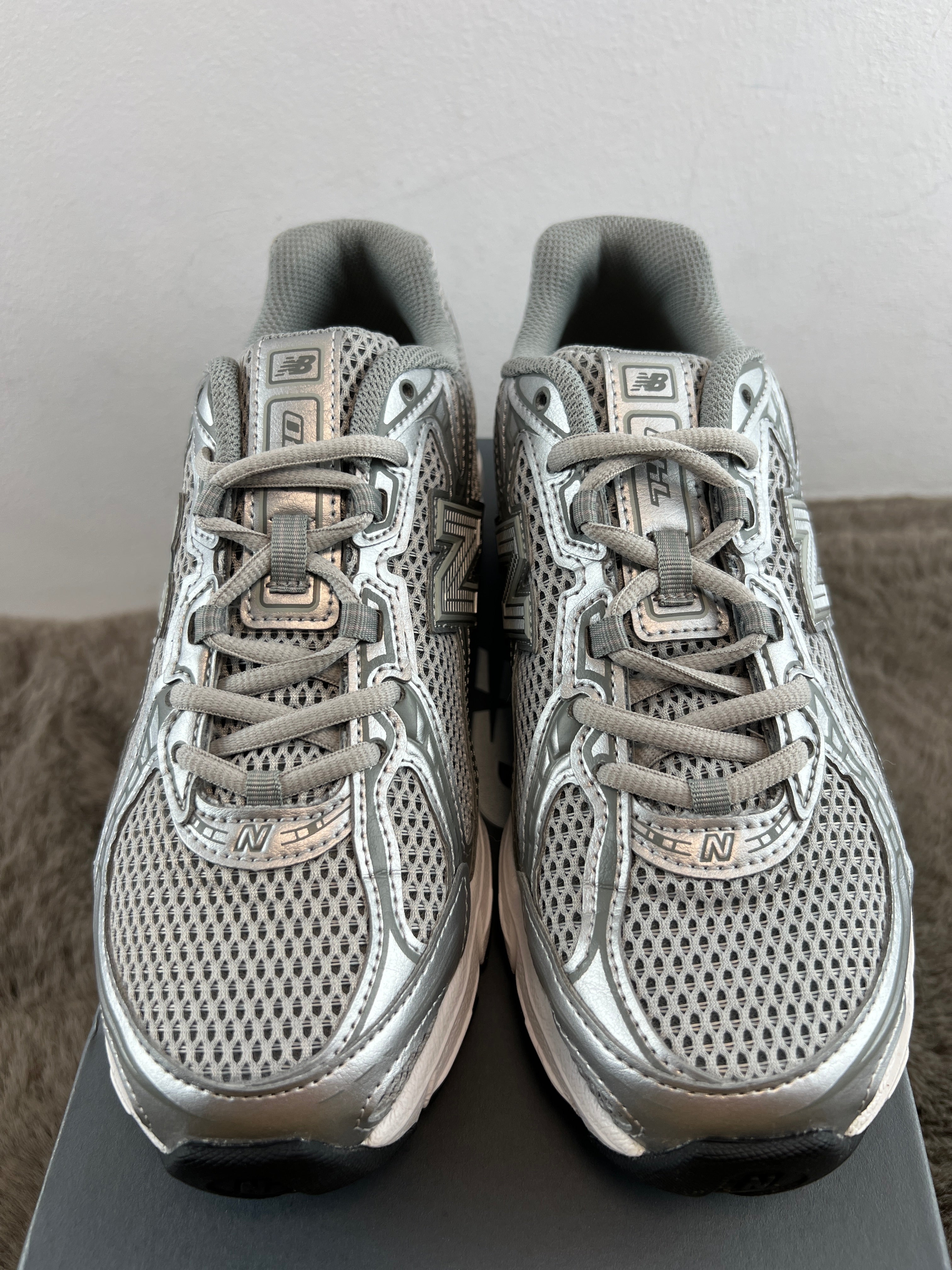 NEW BALANCE 740