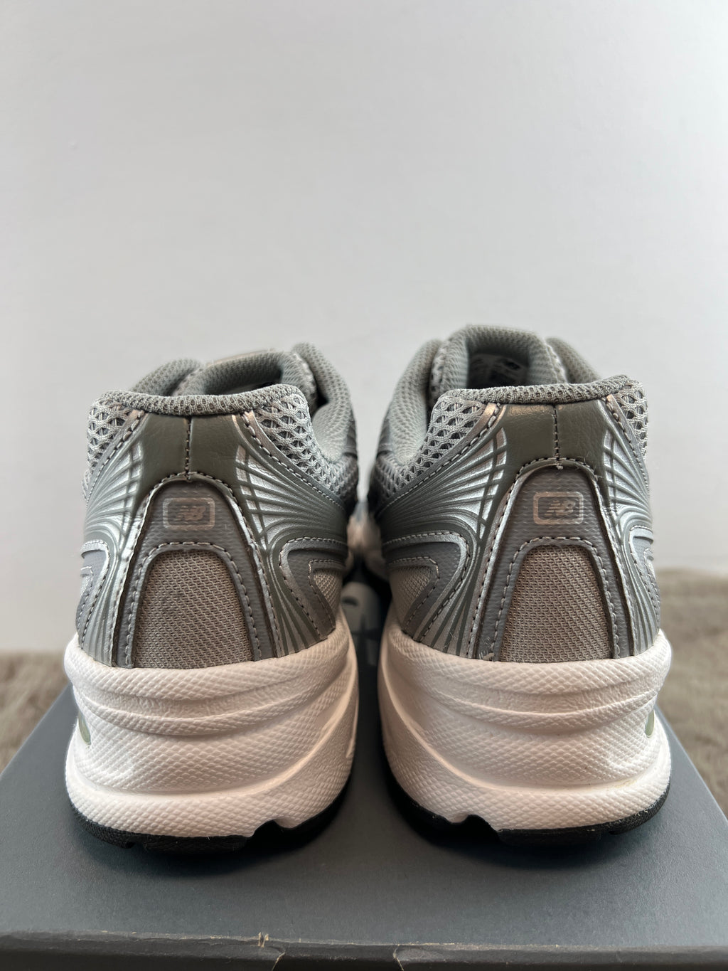 NEW BALANCE 740
