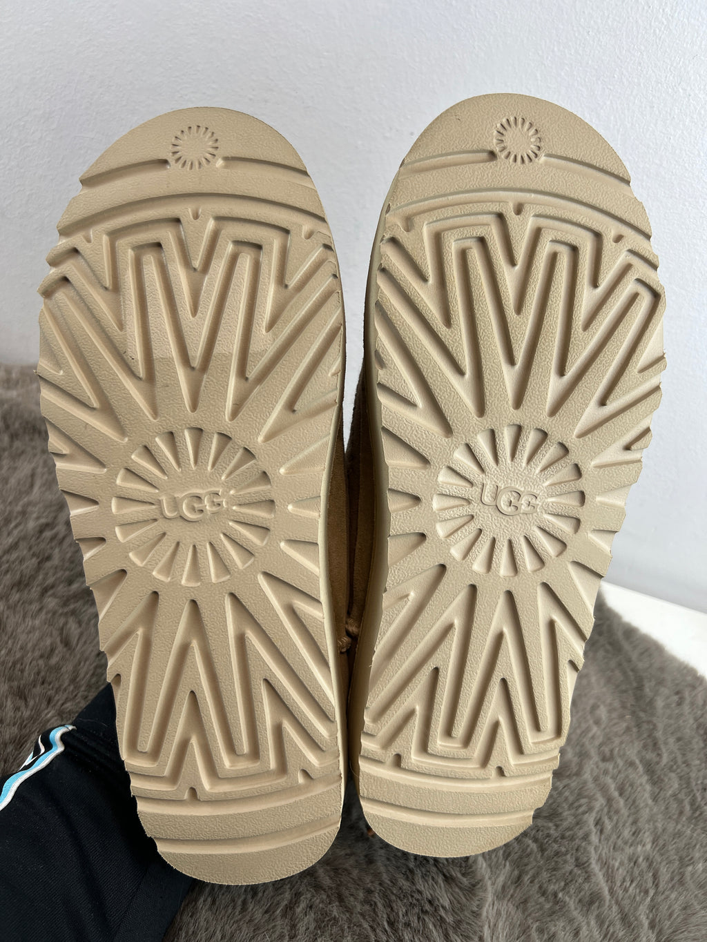 UGG TASMAN CRAFTED