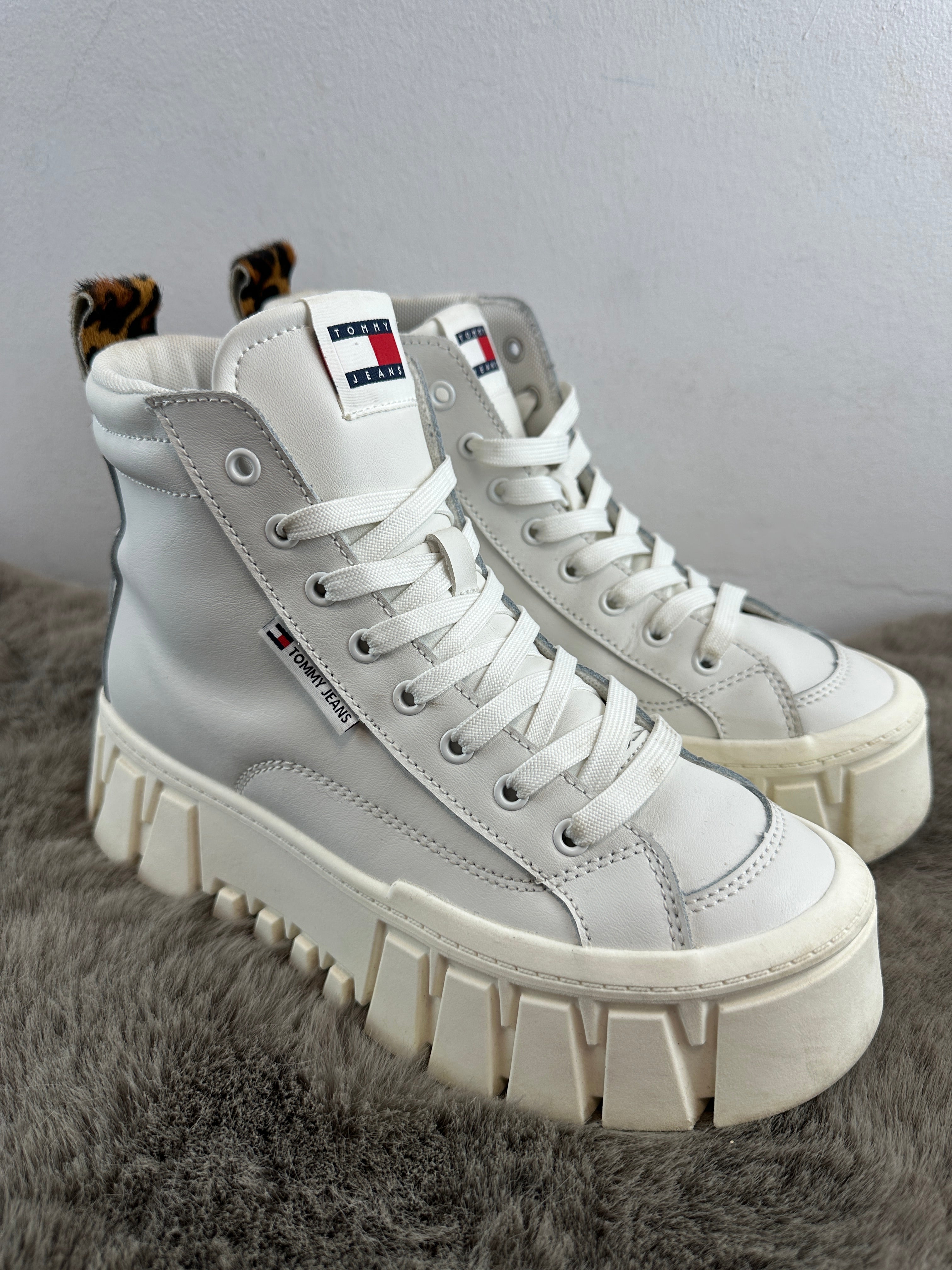 TOMMY JEANS TJW VULC FLATFORM