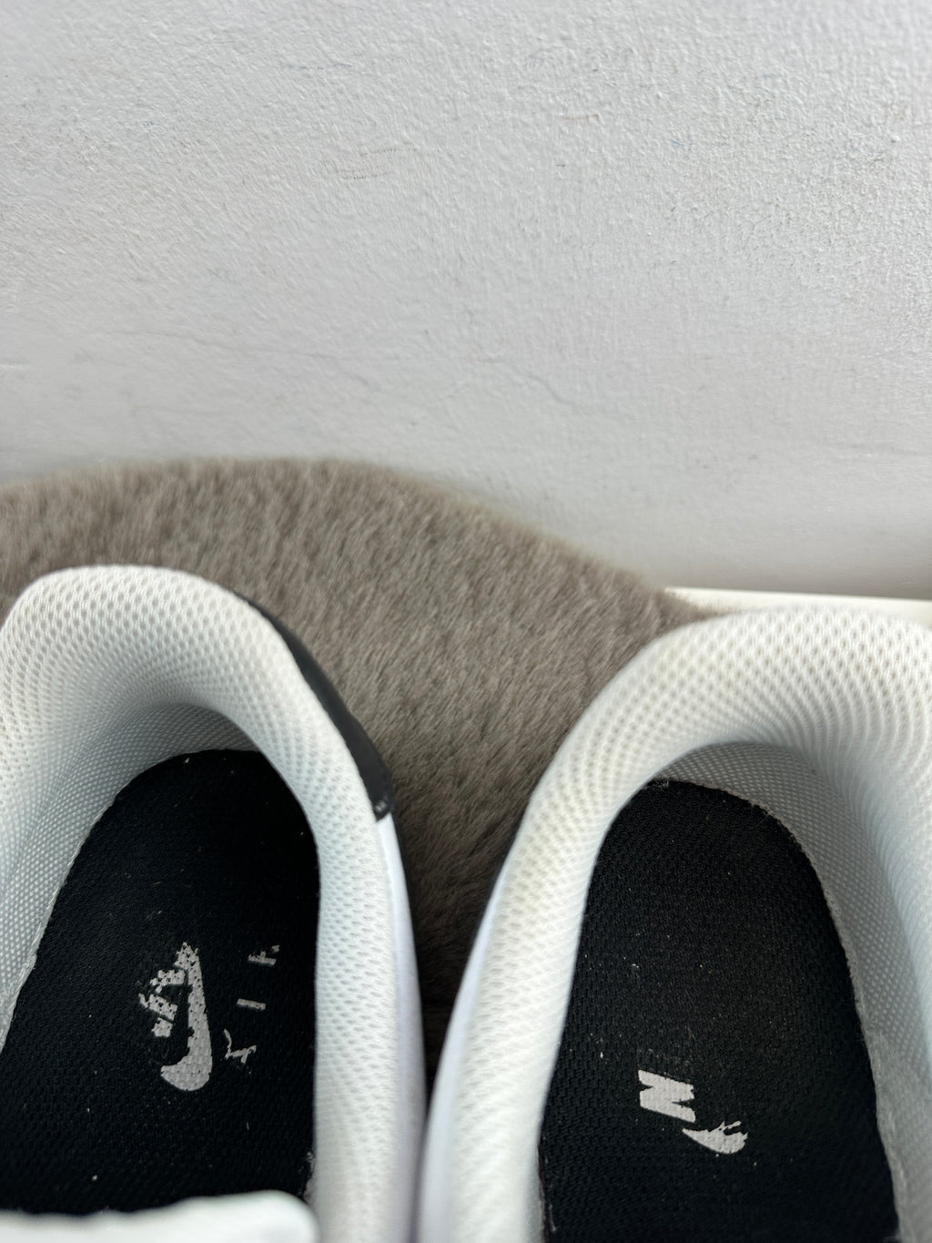 NIKE AIR FORCE 1