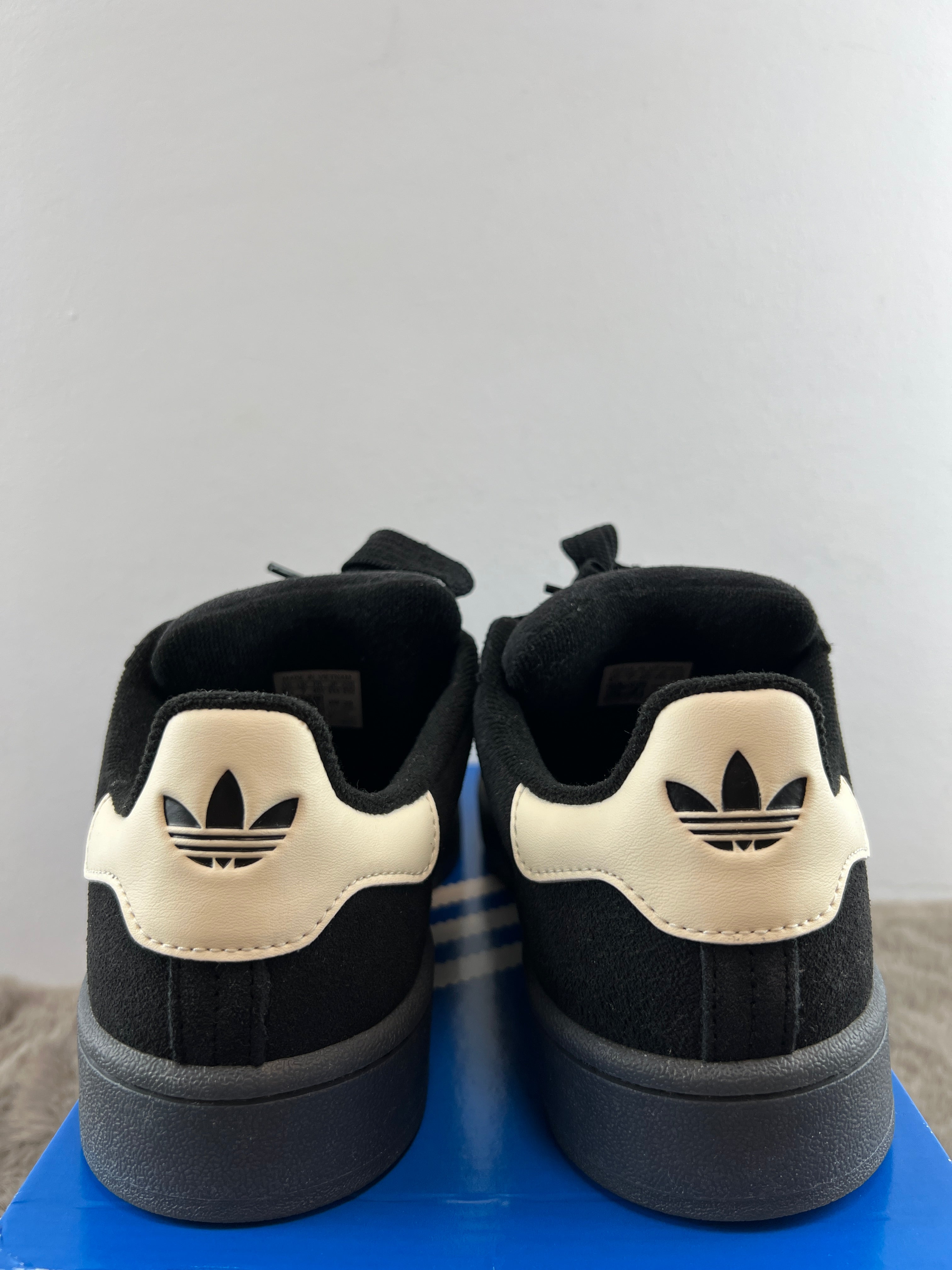 ADIDAS CAMPUS 00s "CORE BLACK"