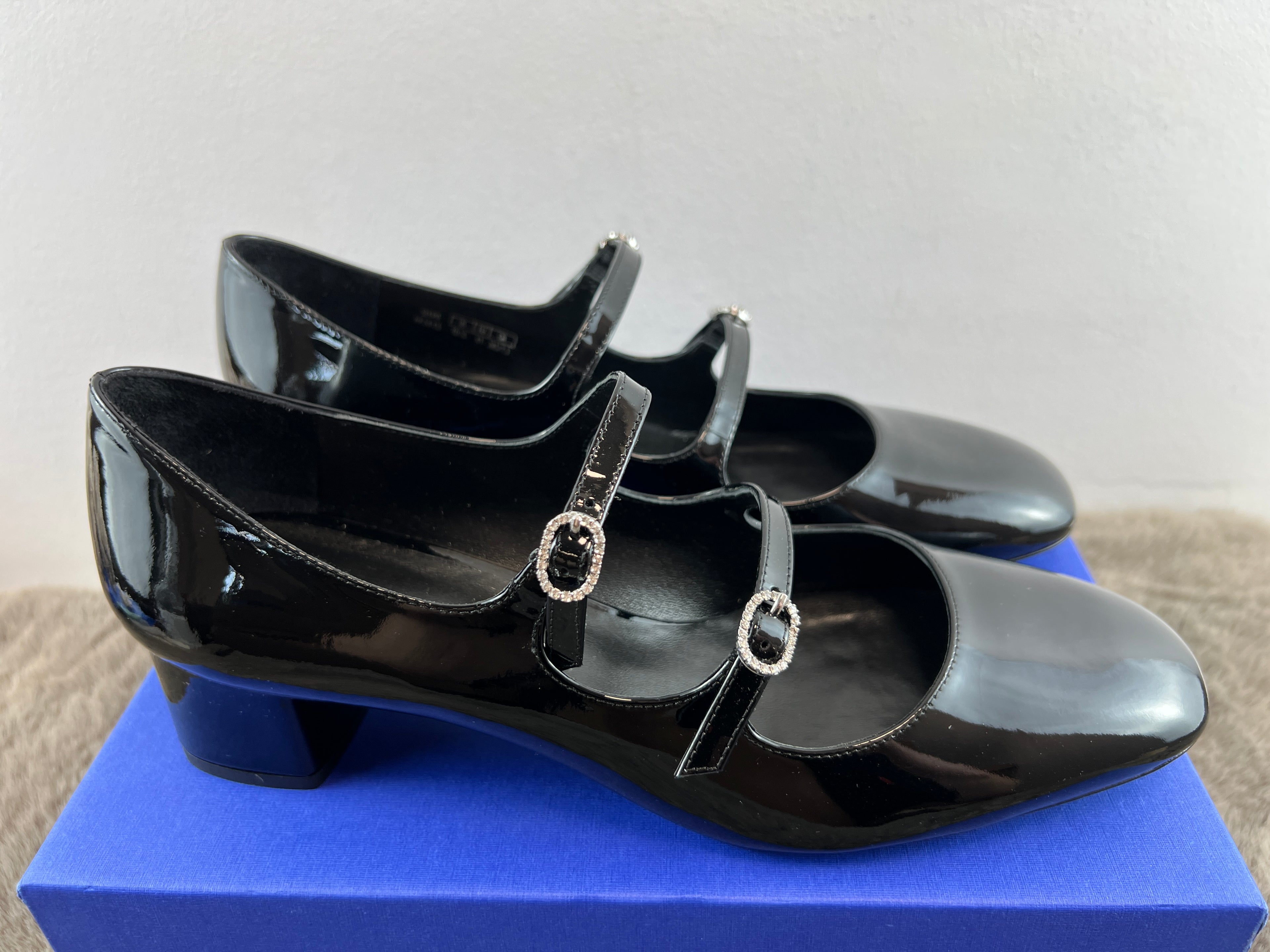 STUART WEITZMAN CLARIS MJ 35 PUMP