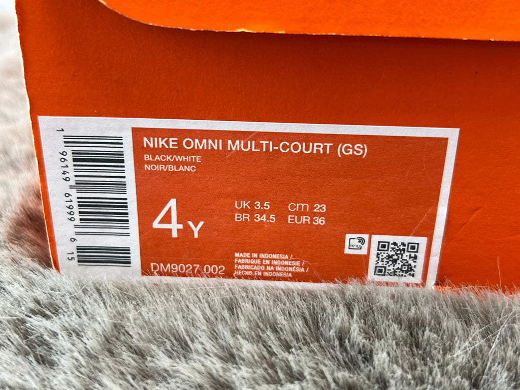 NIKE OMNI MULTI-COURT